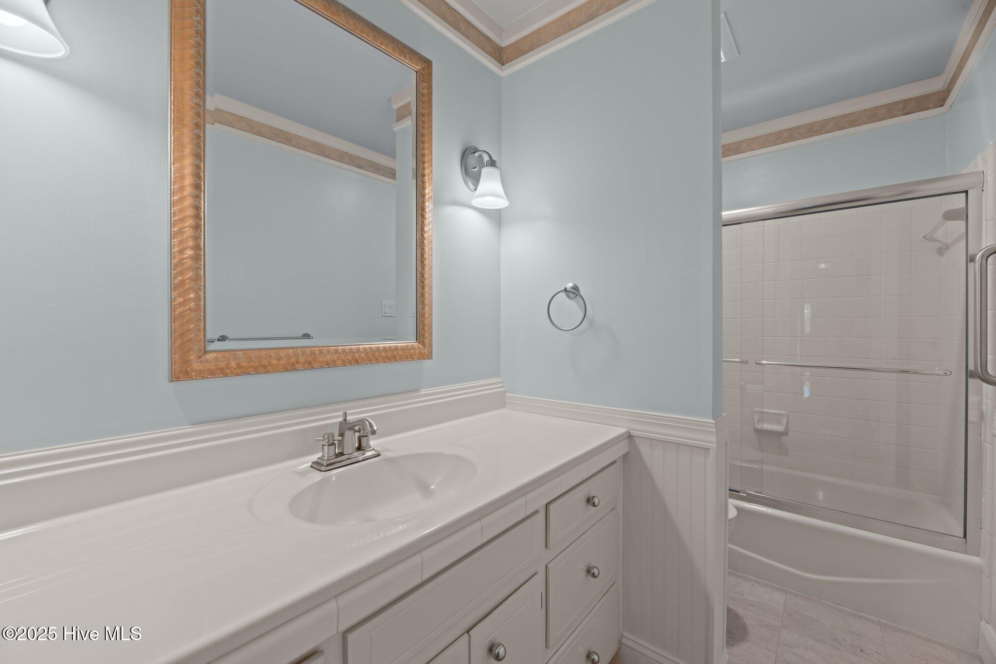 204 Castle Ridge Road Property Photo 14