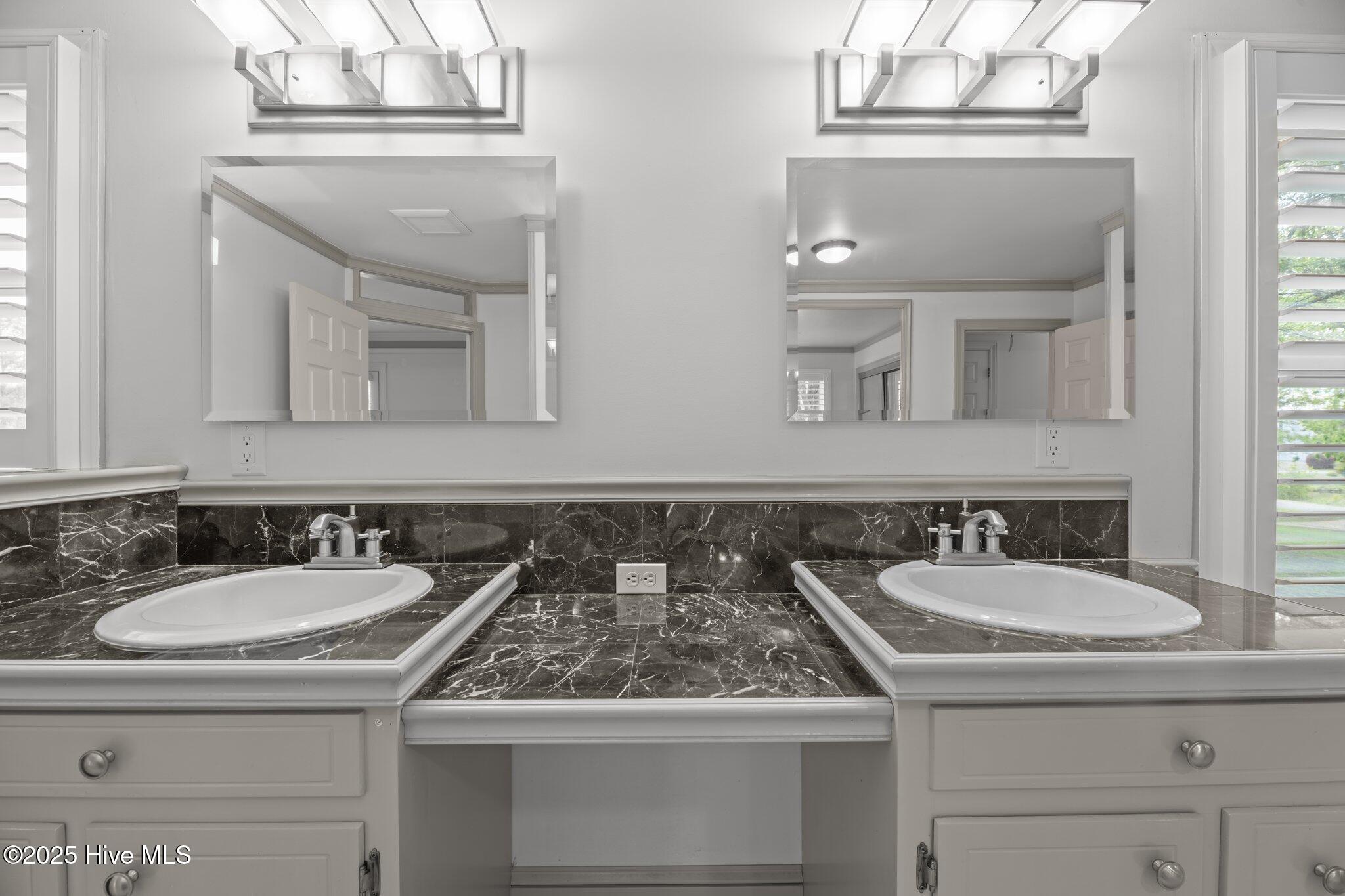 204 Castle Ridge Road Property Photo 18