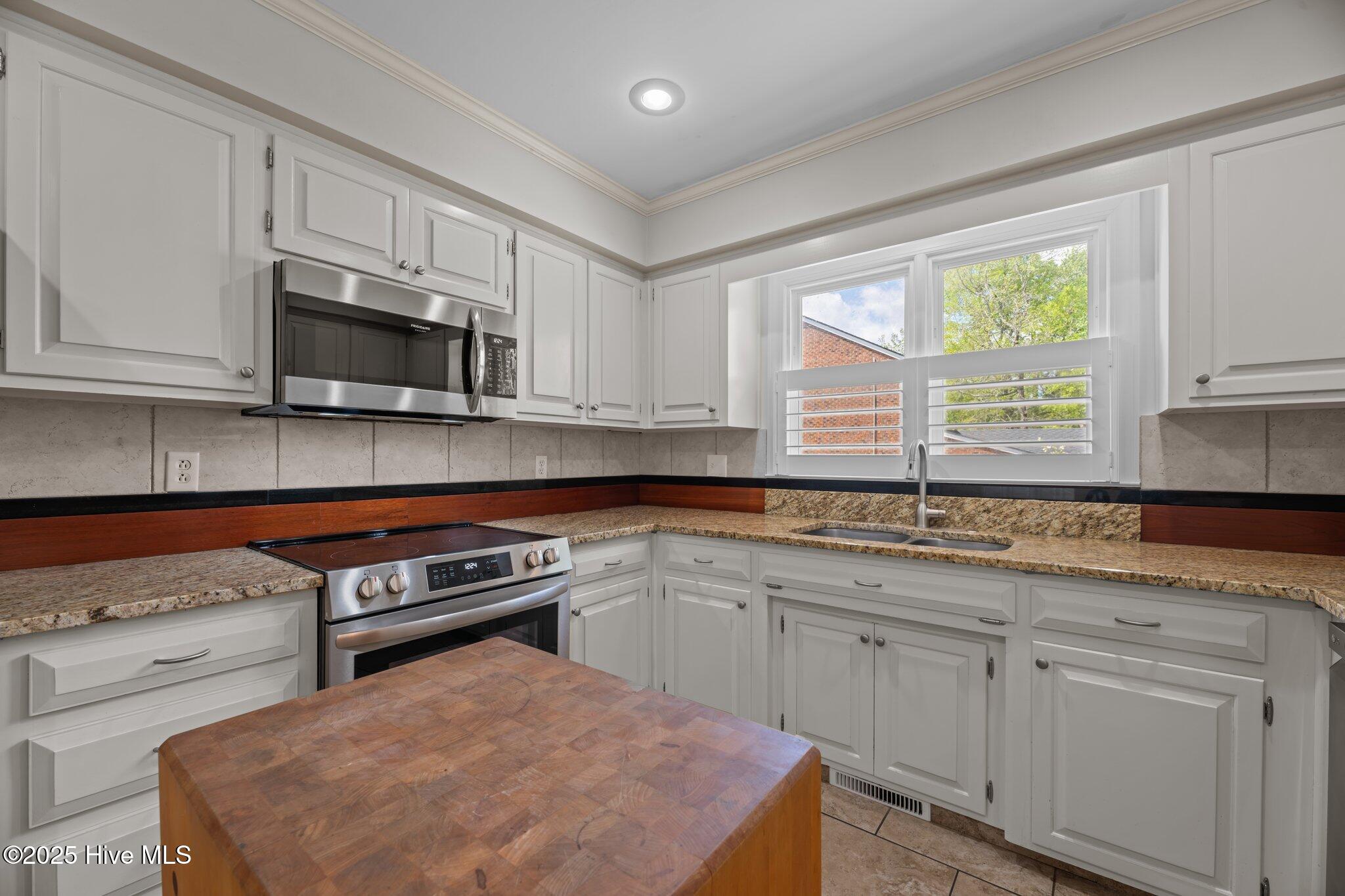 204 Castle Ridge Road Property Photo 26