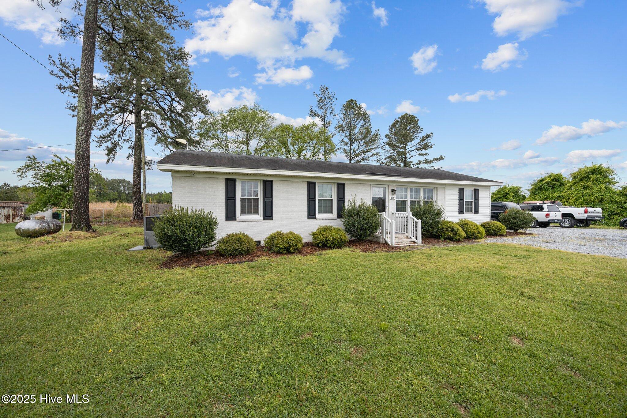 1625 Mt Herman Church Road Property Photo 2