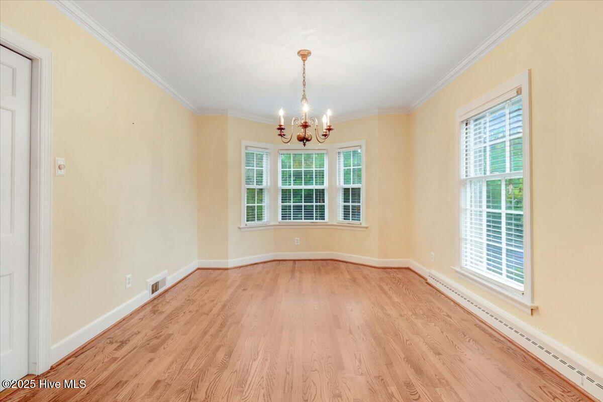 1806 E Walnut Street Property Photo 12