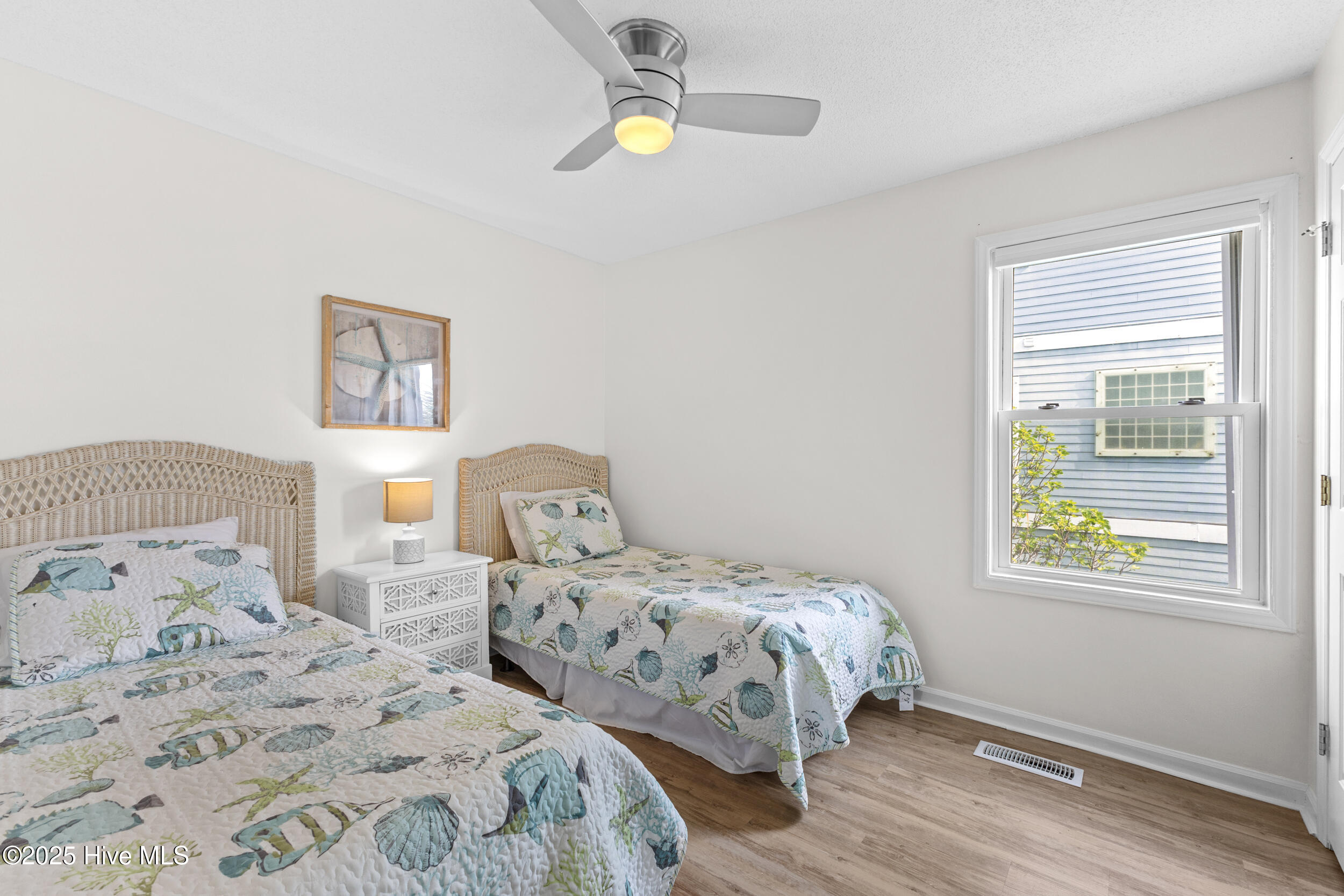 1225 Lake Park Boulevard 1a Property Photo 29