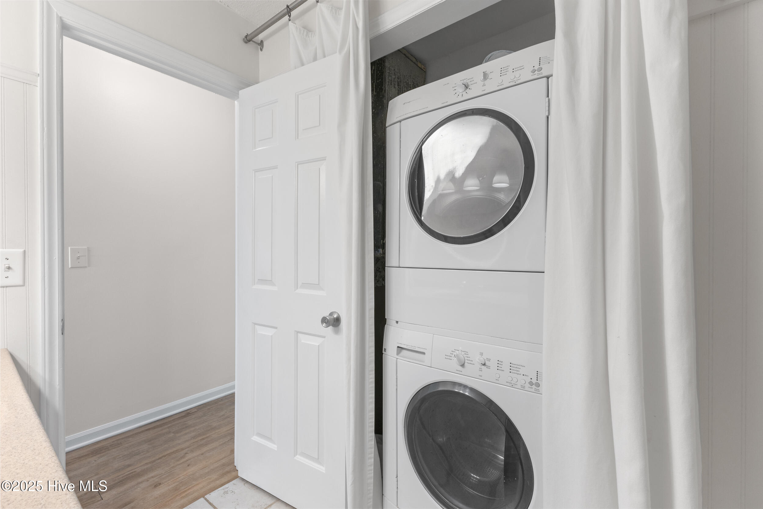 1225 Lake Park Boulevard 1a Property Photo 32