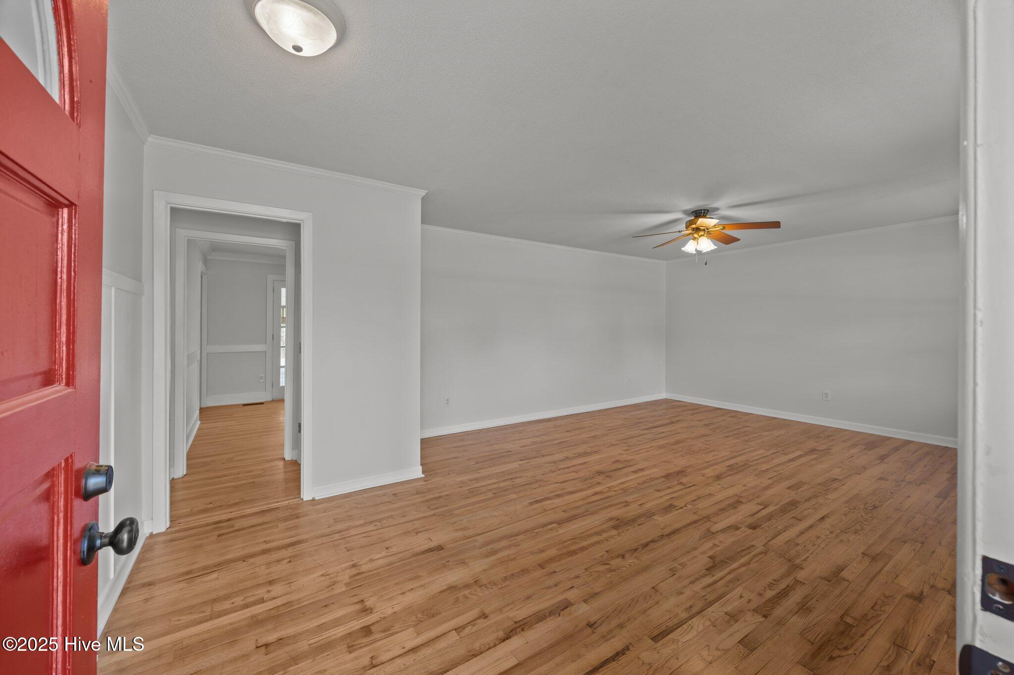21 Edith Drive Property Photo 4
