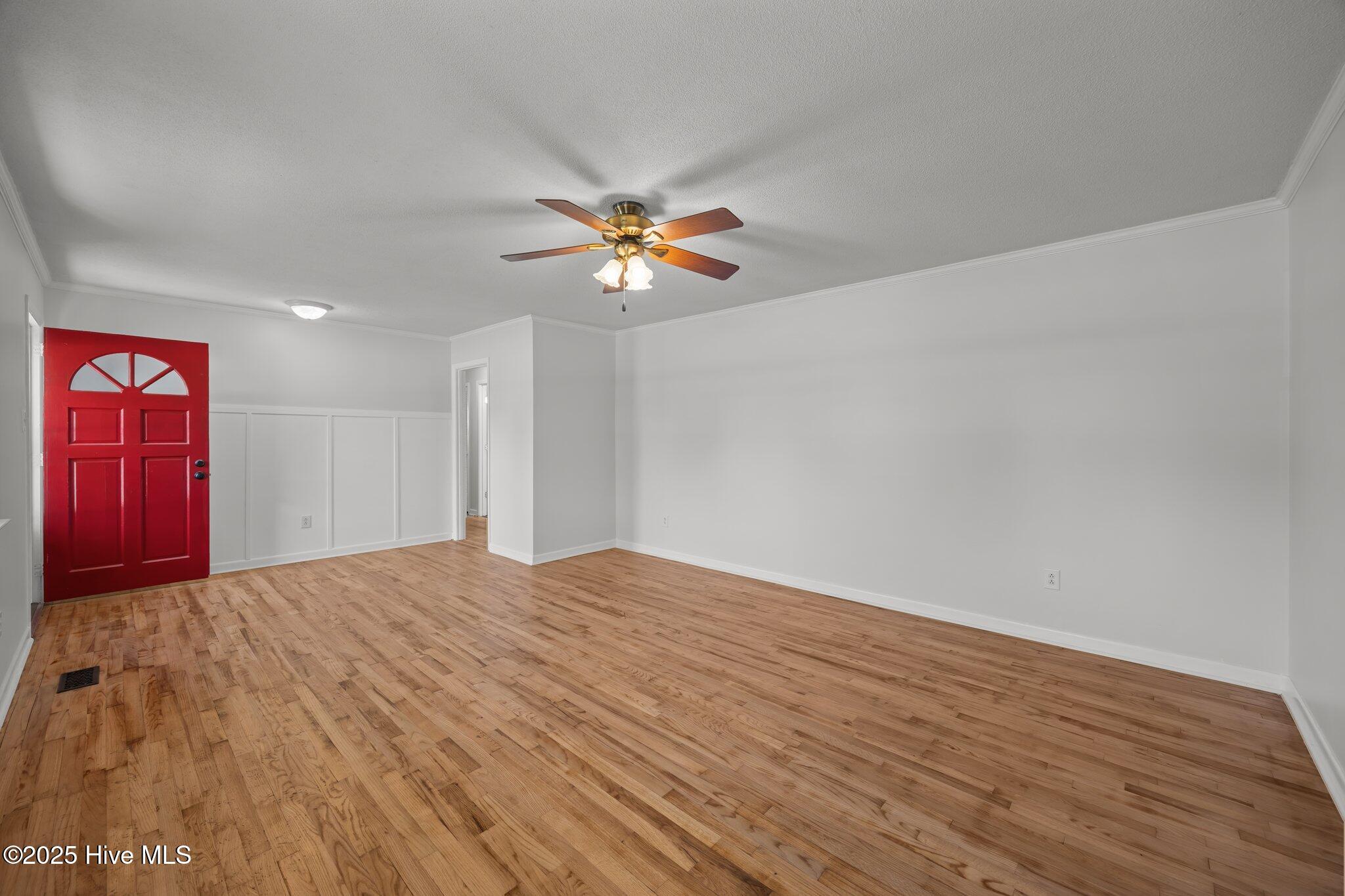 21 Edith Drive Property Photo 6