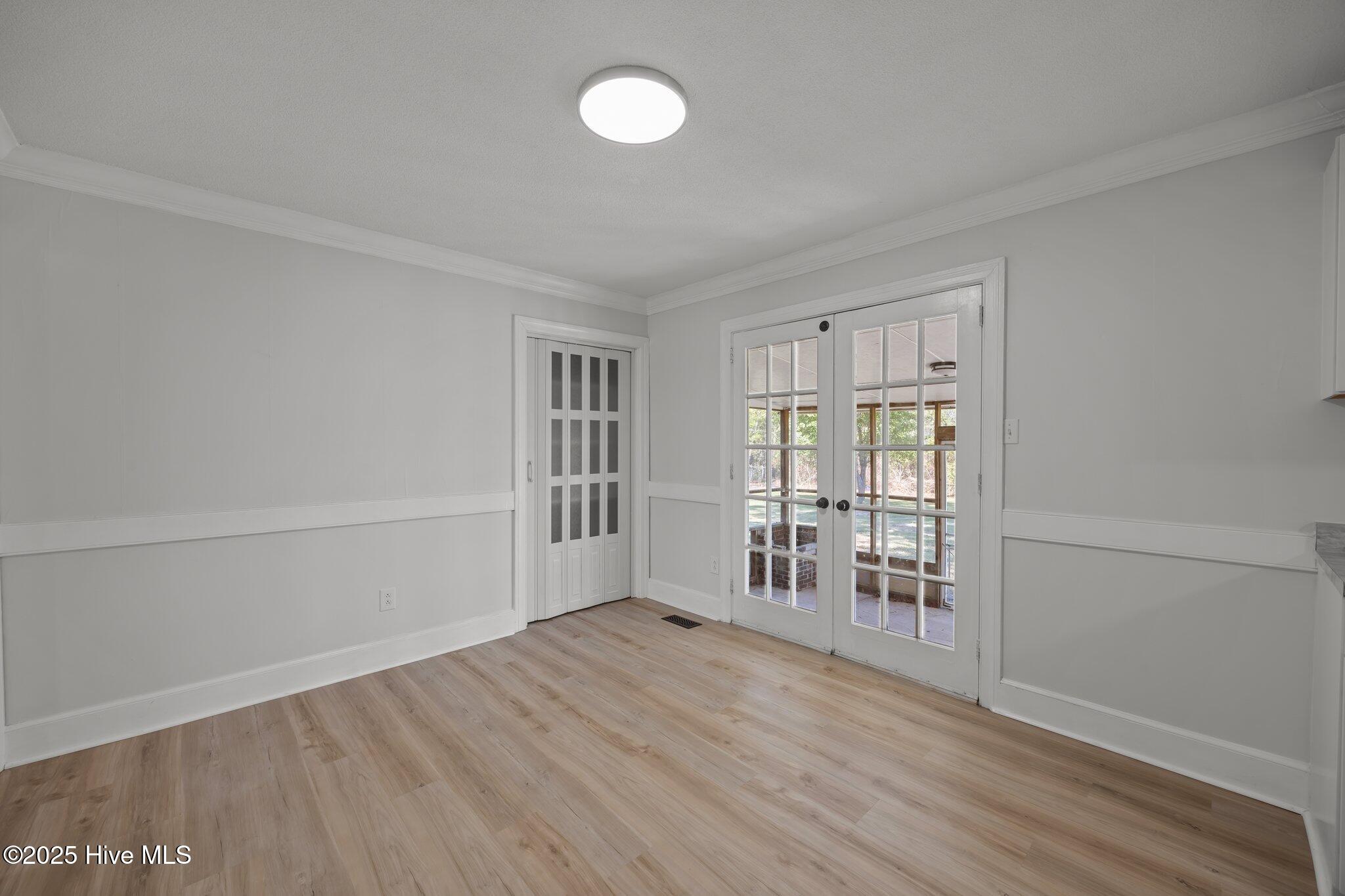 21 Edith Drive Property Photo 7