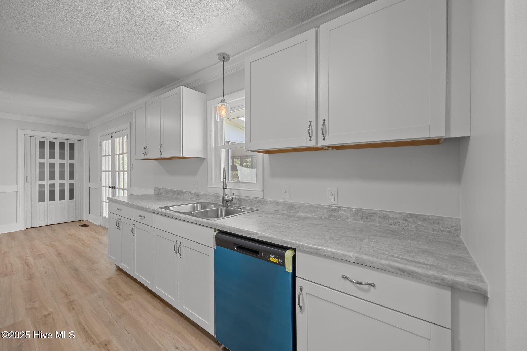 21 Edith Drive Property Photo 11
