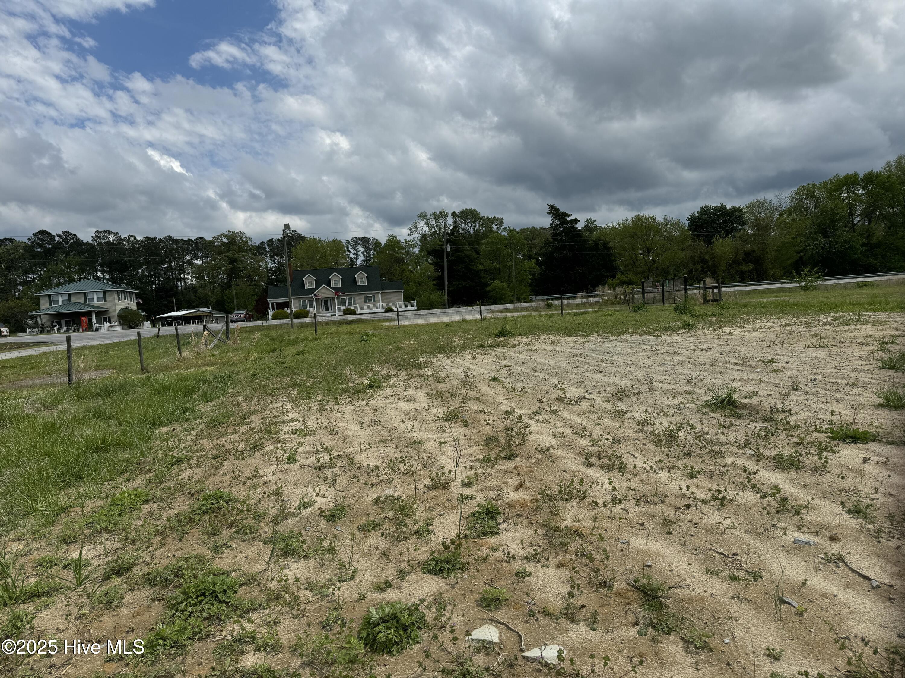 2ac Us 17 Property Photo 1