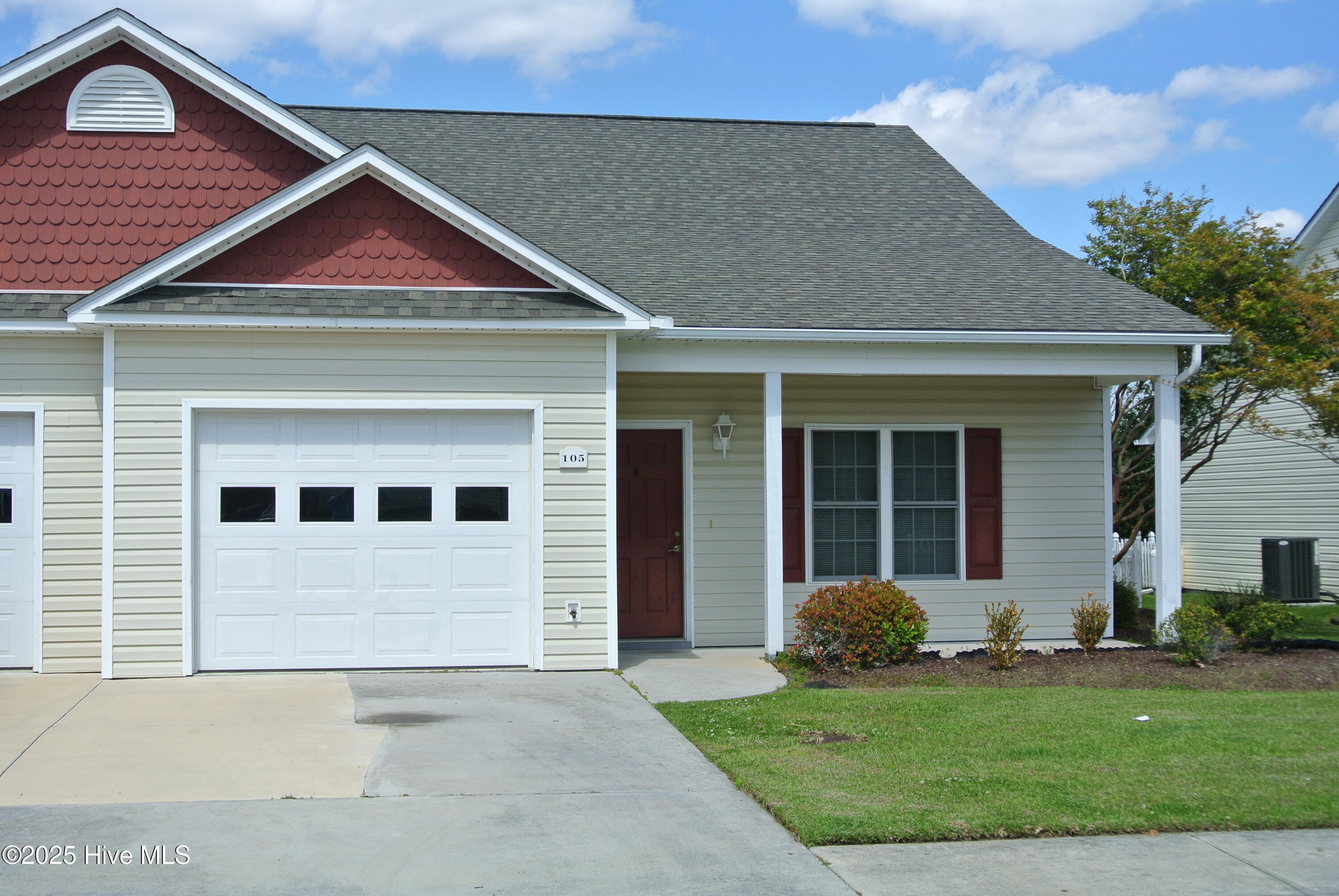 105 Palmetto Place Circle Property Photo