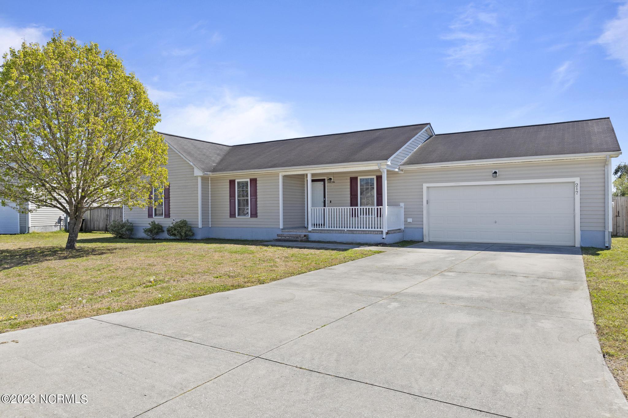 217 Bennett Lane Property Photo