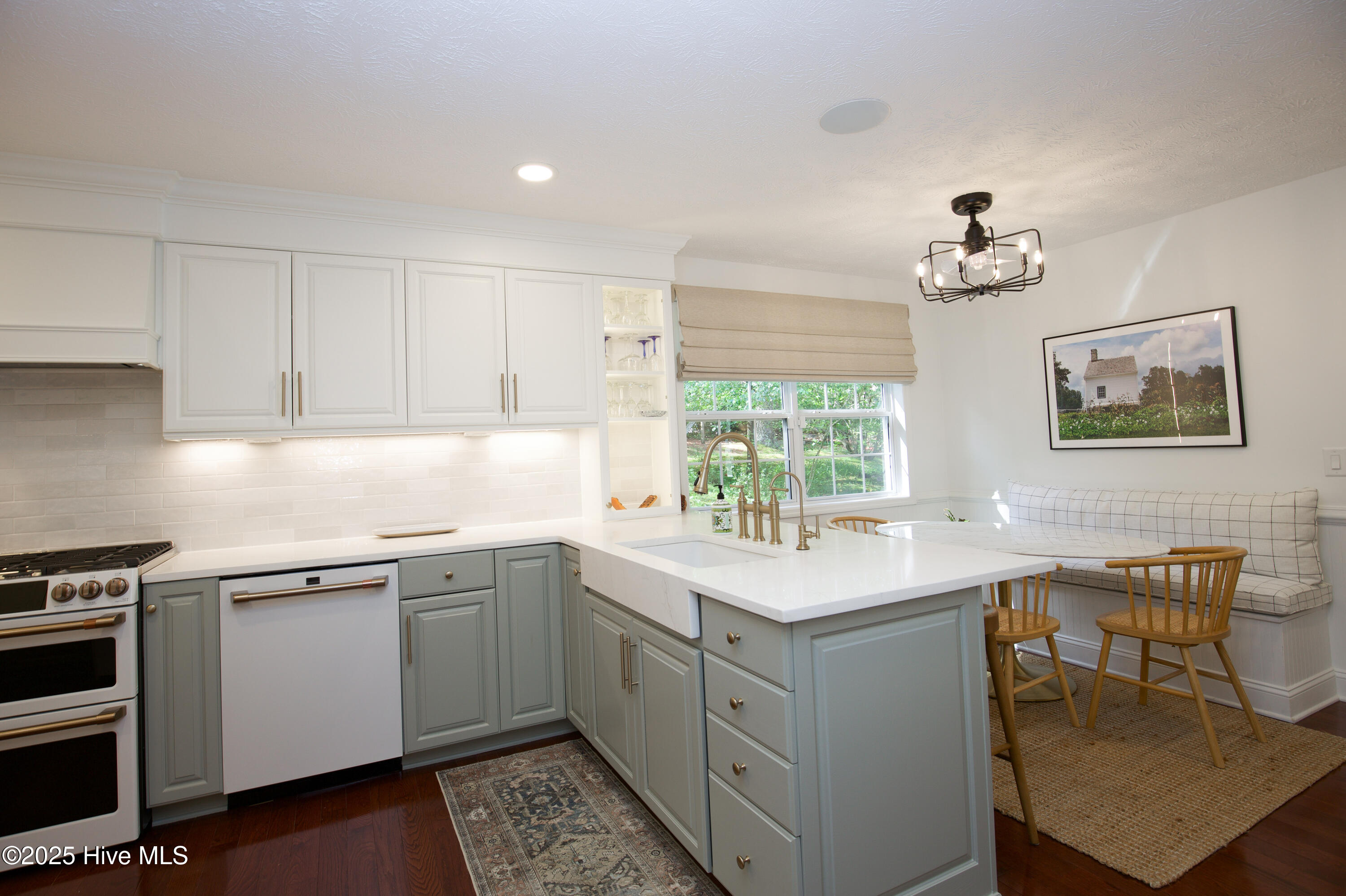 1108 Hardister Street Property Photo 17