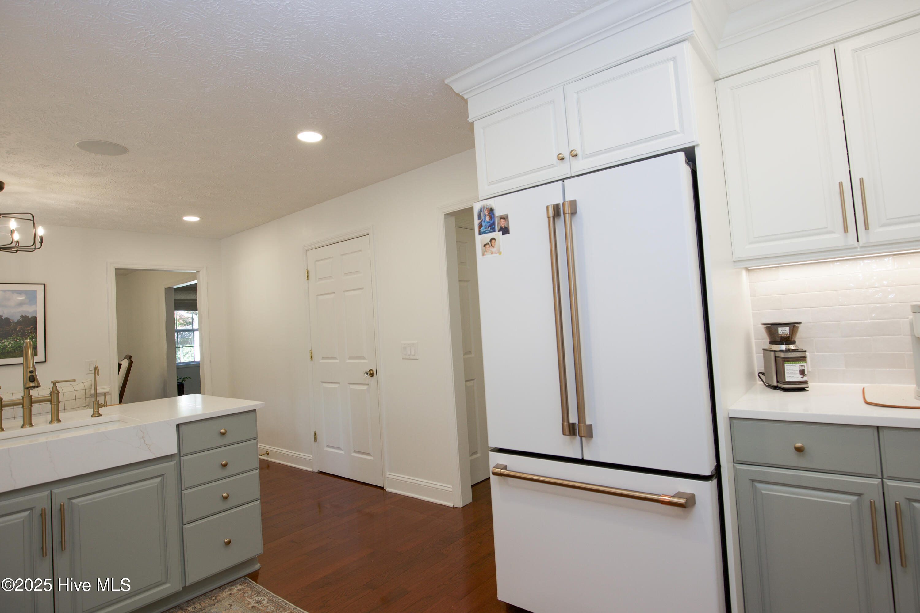 1108 Hardister Street Property Photo 20