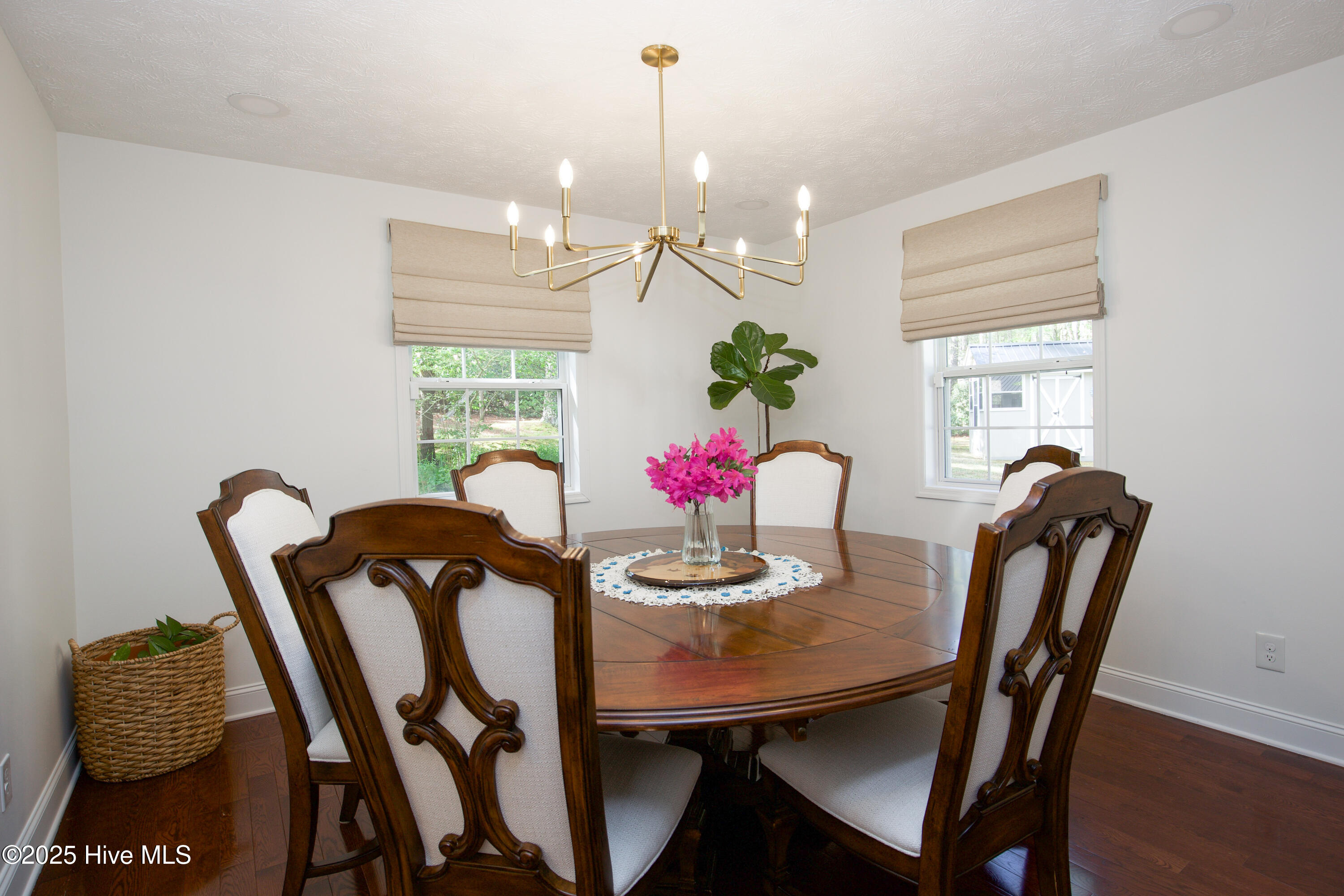 1108 Hardister Street Property Photo 24