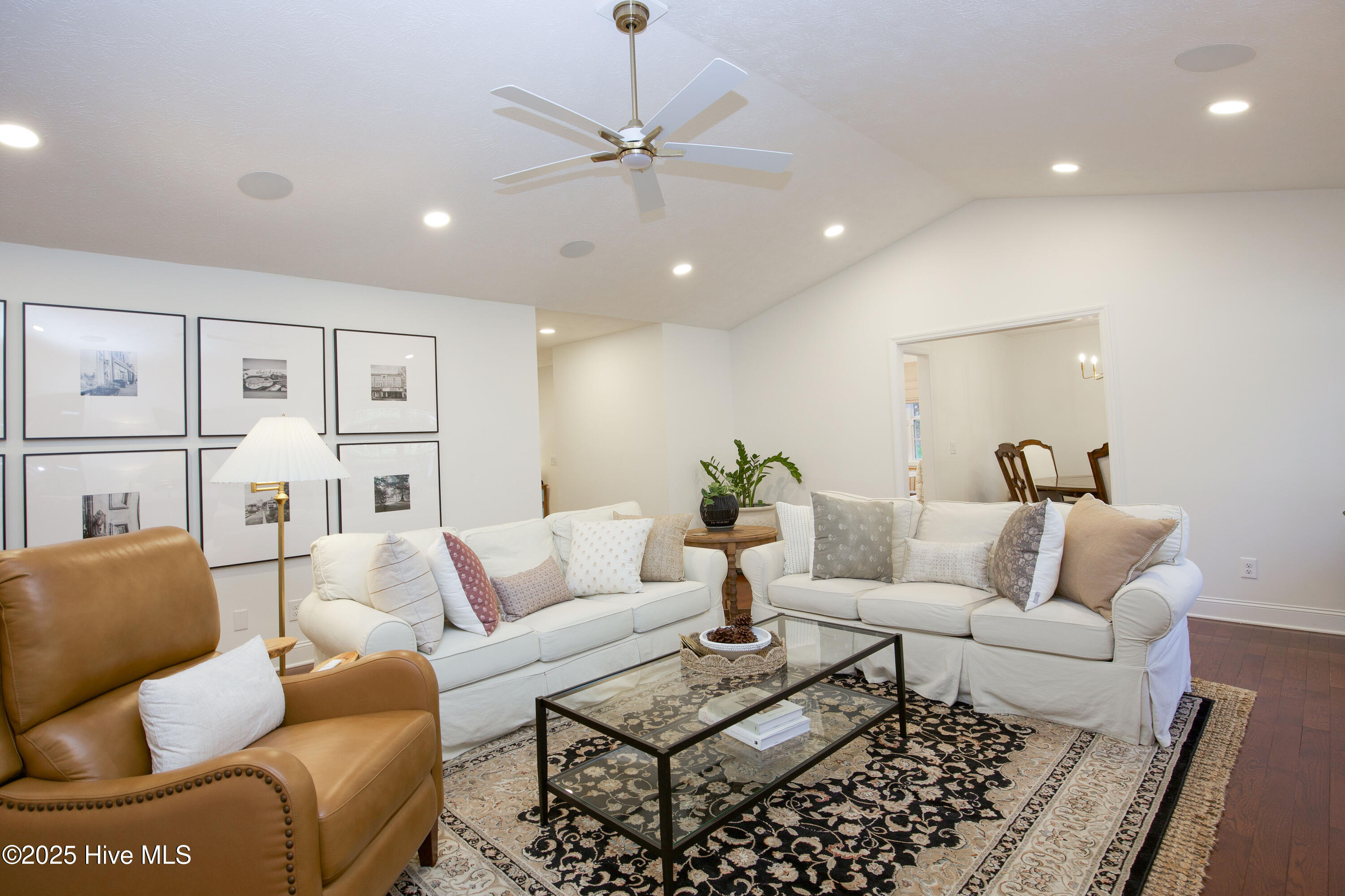 1108 Hardister Street Property Photo 27