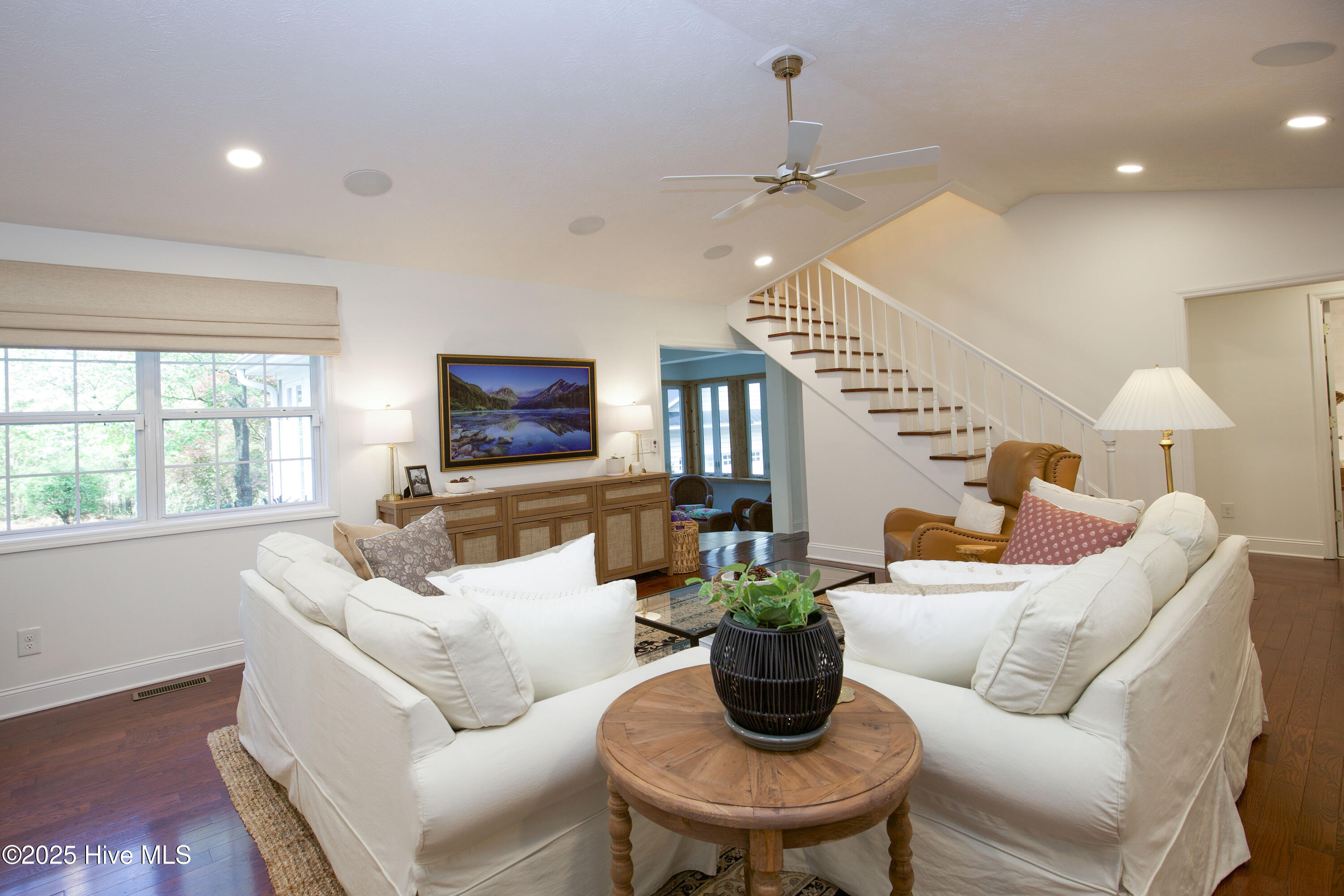 1108 Hardister Street Property Photo 29