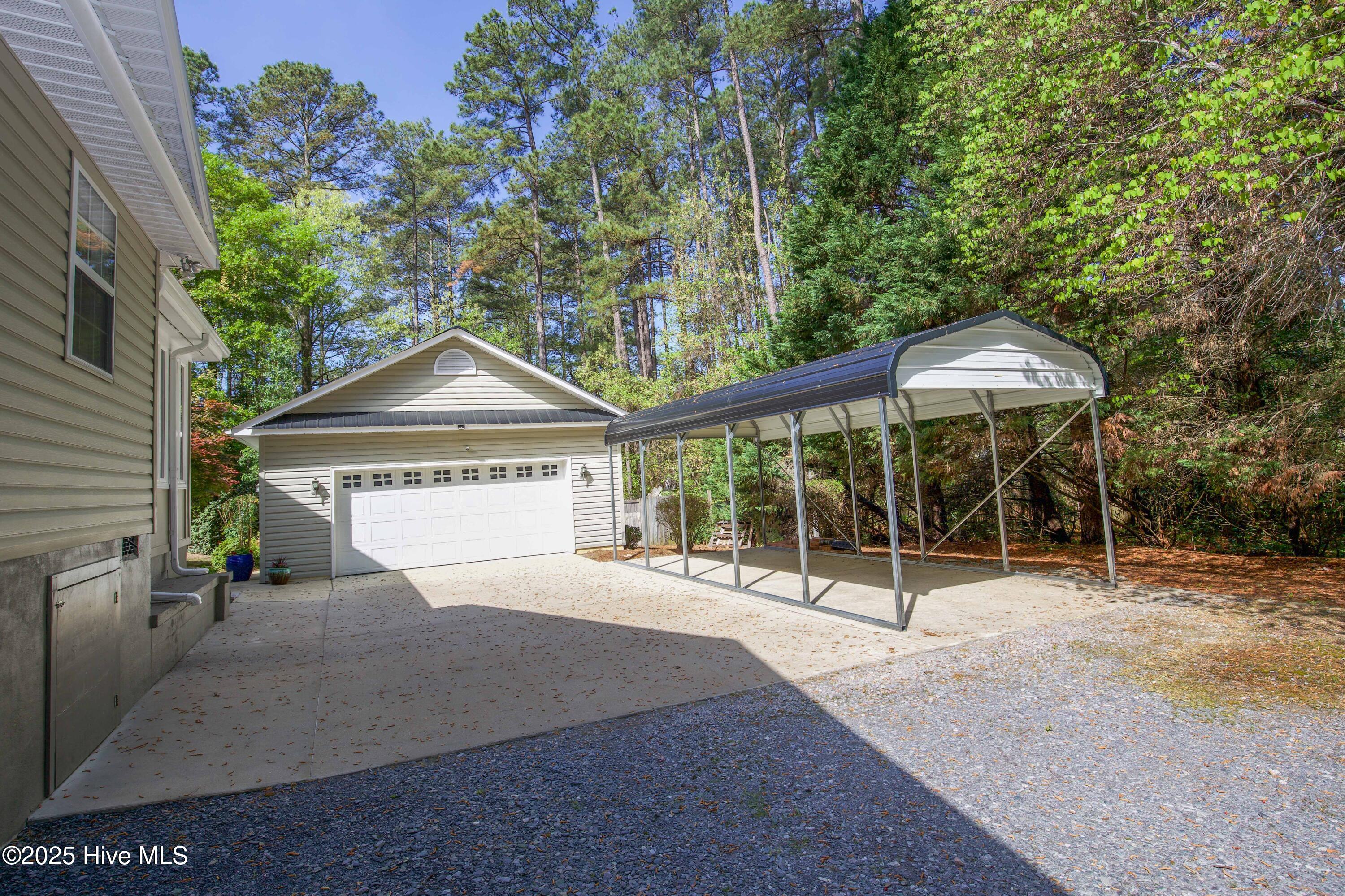 1108 Hardister Street Property Photo 40
