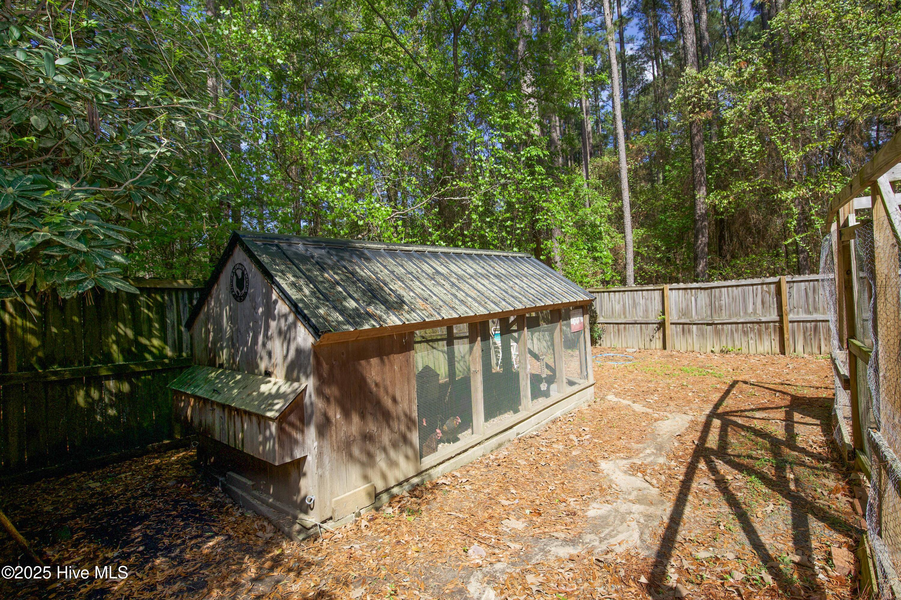 1108 Hardister Street Property Photo 52