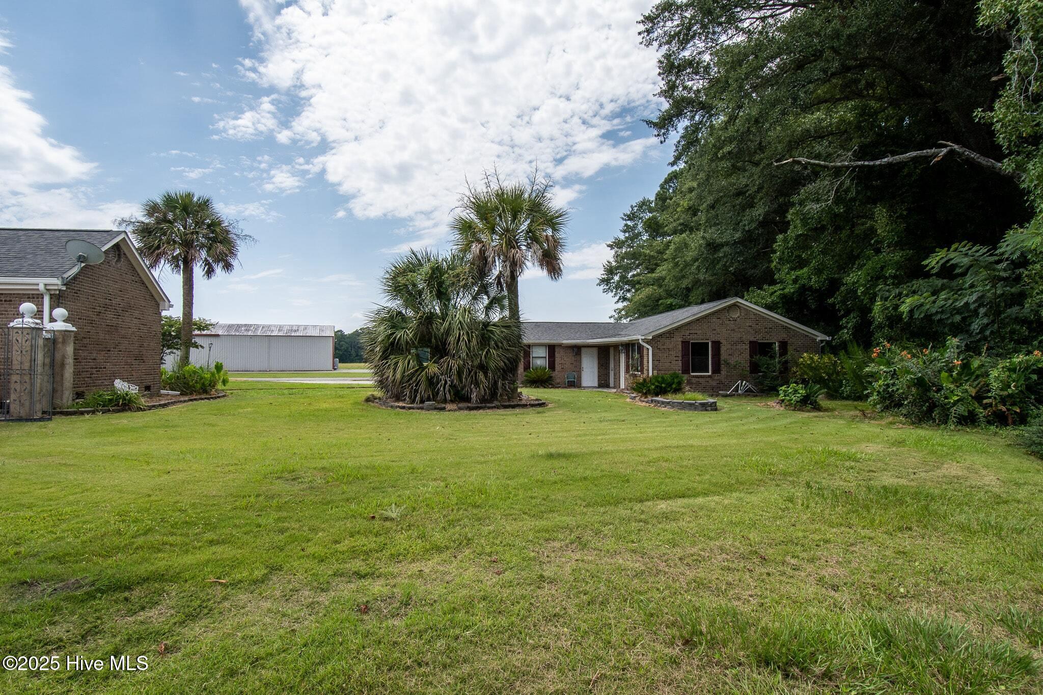 310 Lott Morton Lane Property Photo 10