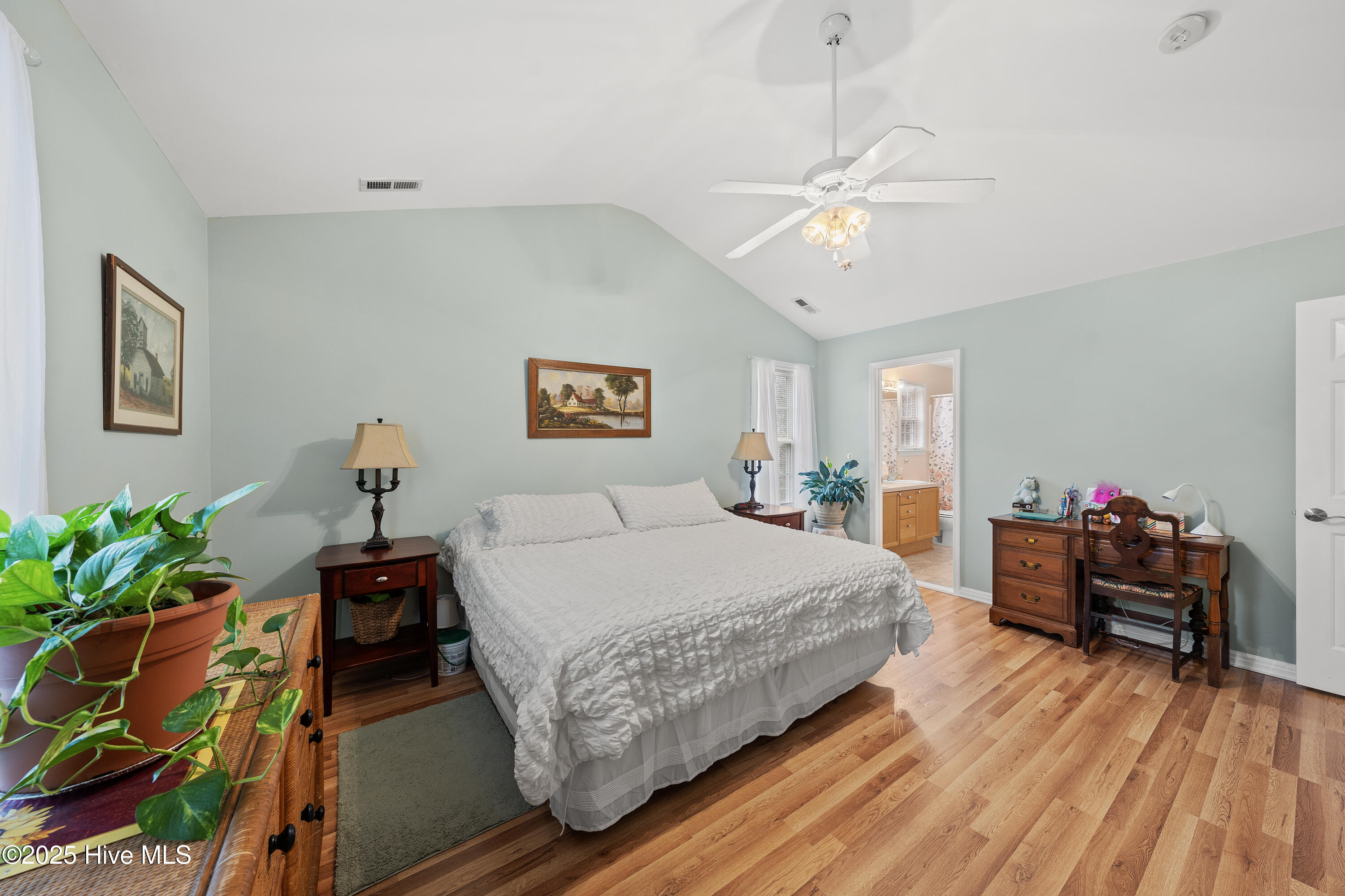 416 Collinsworth Drive Property Photo 8