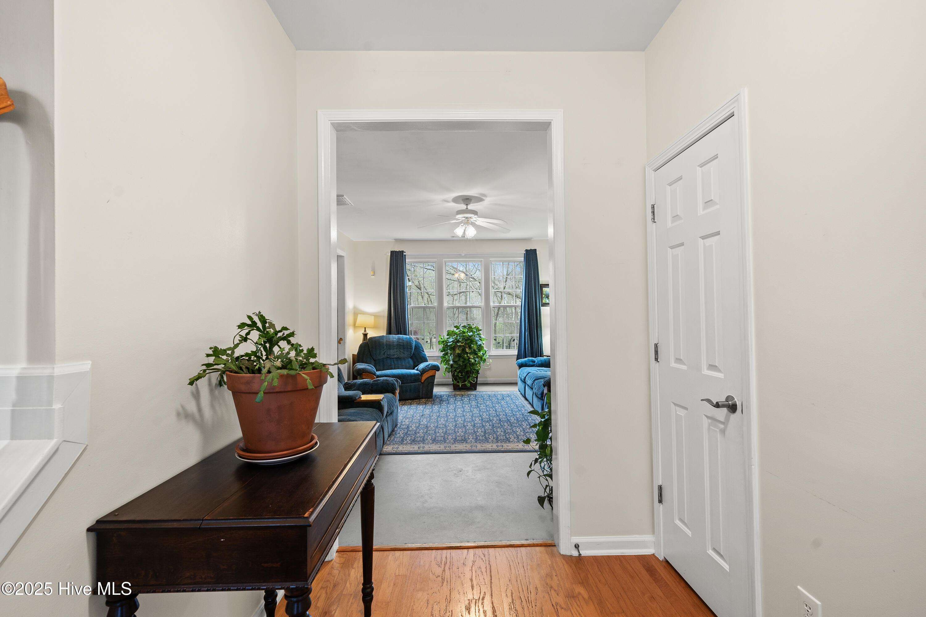 416 Collinsworth Drive Property Photo 15