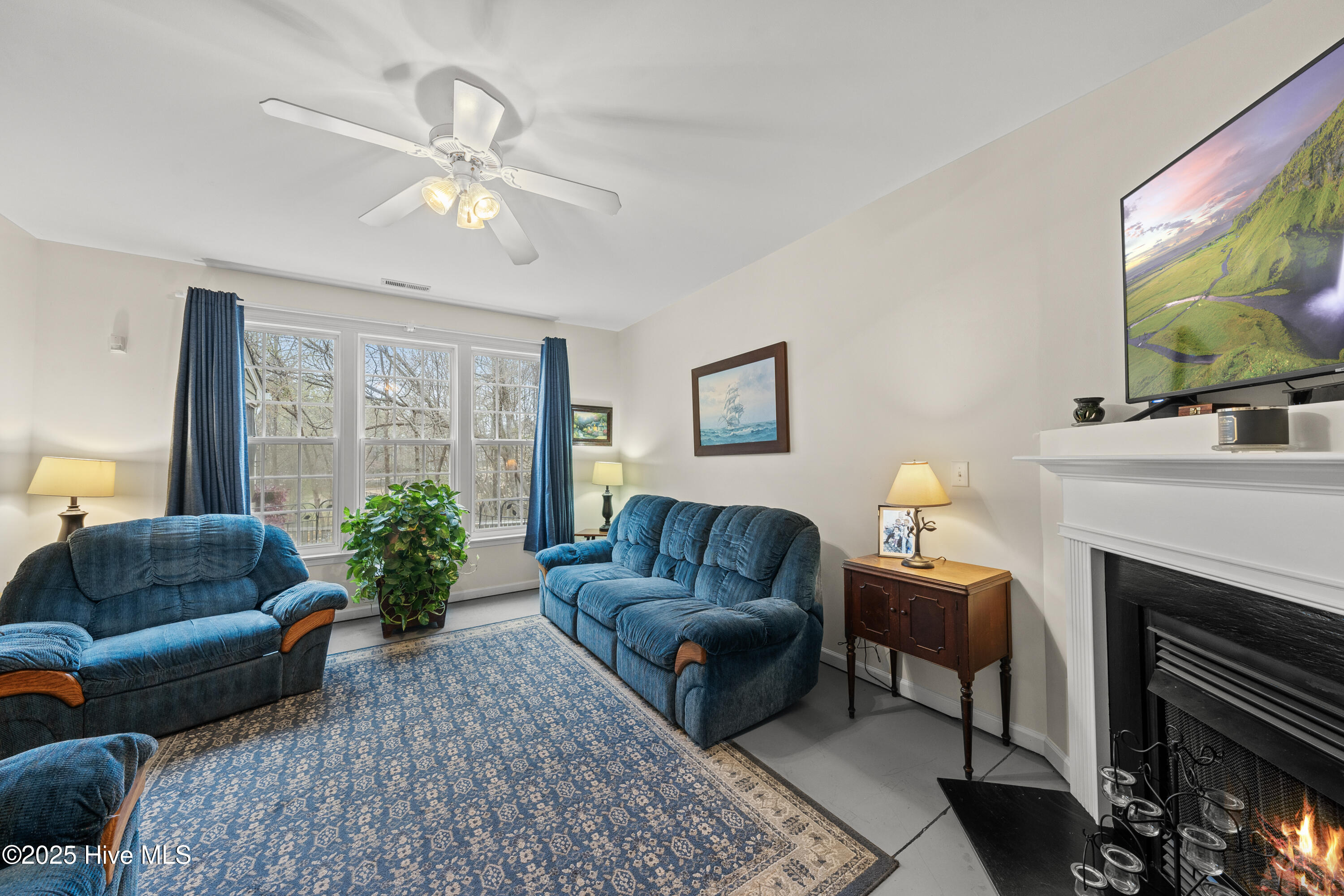 416 Collinsworth Drive Property Photo 16