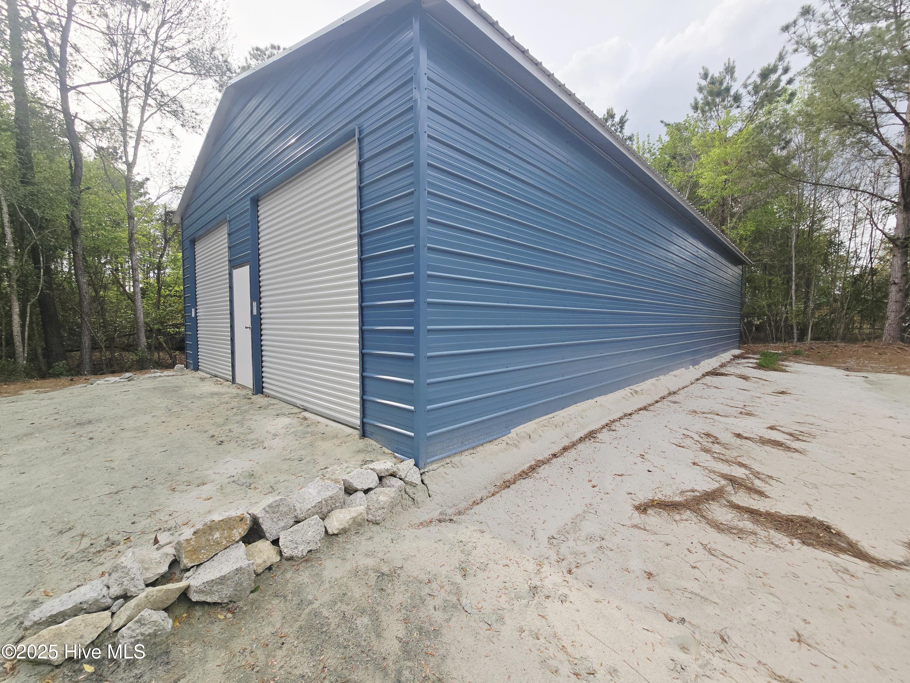 220 Dixon Road Property Photo 2