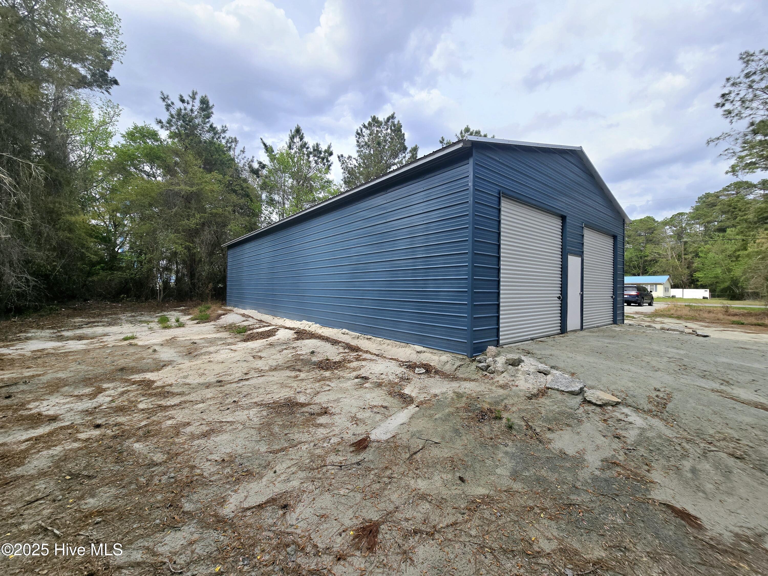 220 Dixon Road Property Photo 5