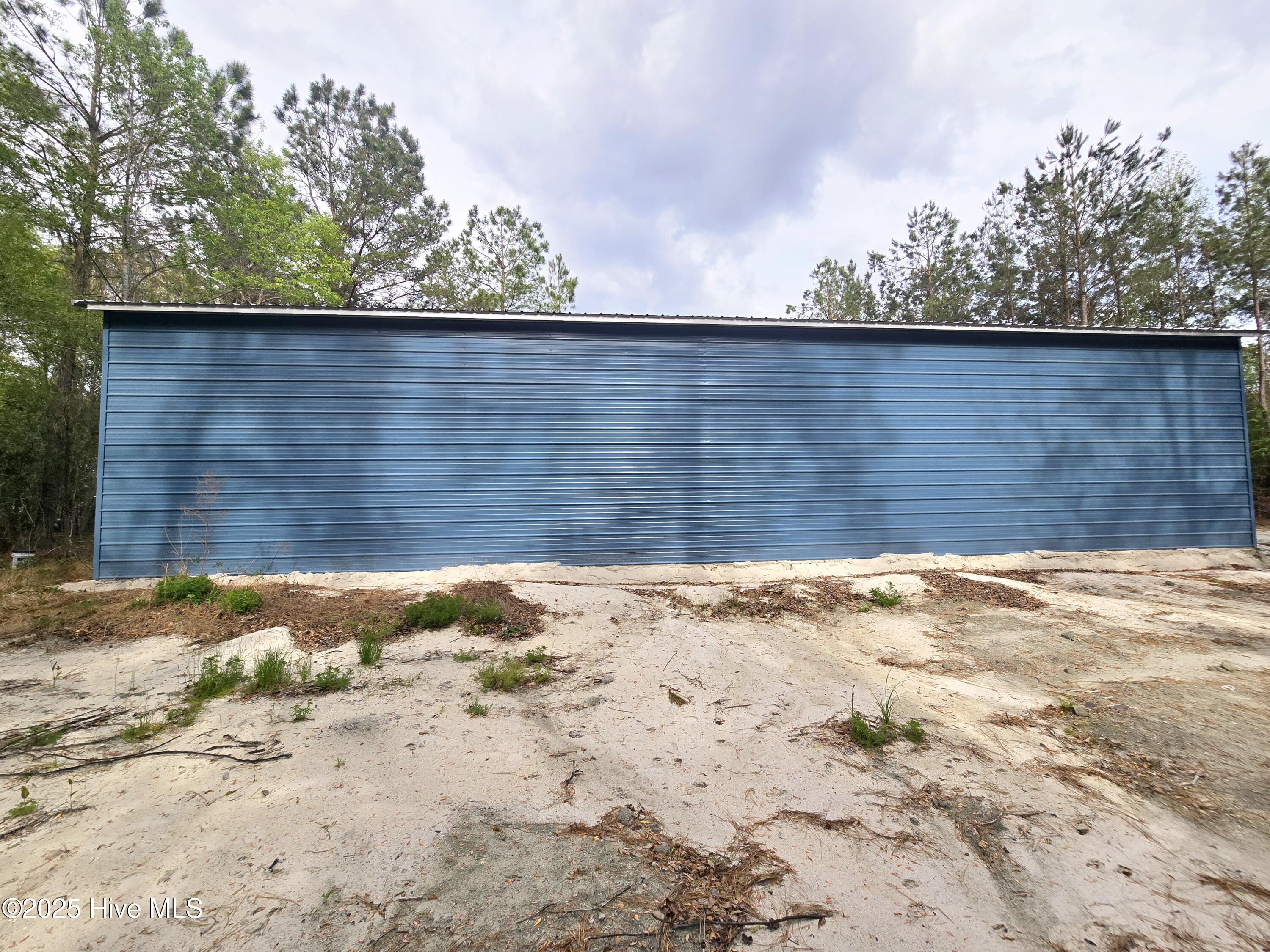 220 Dixon Road Property Photo 6
