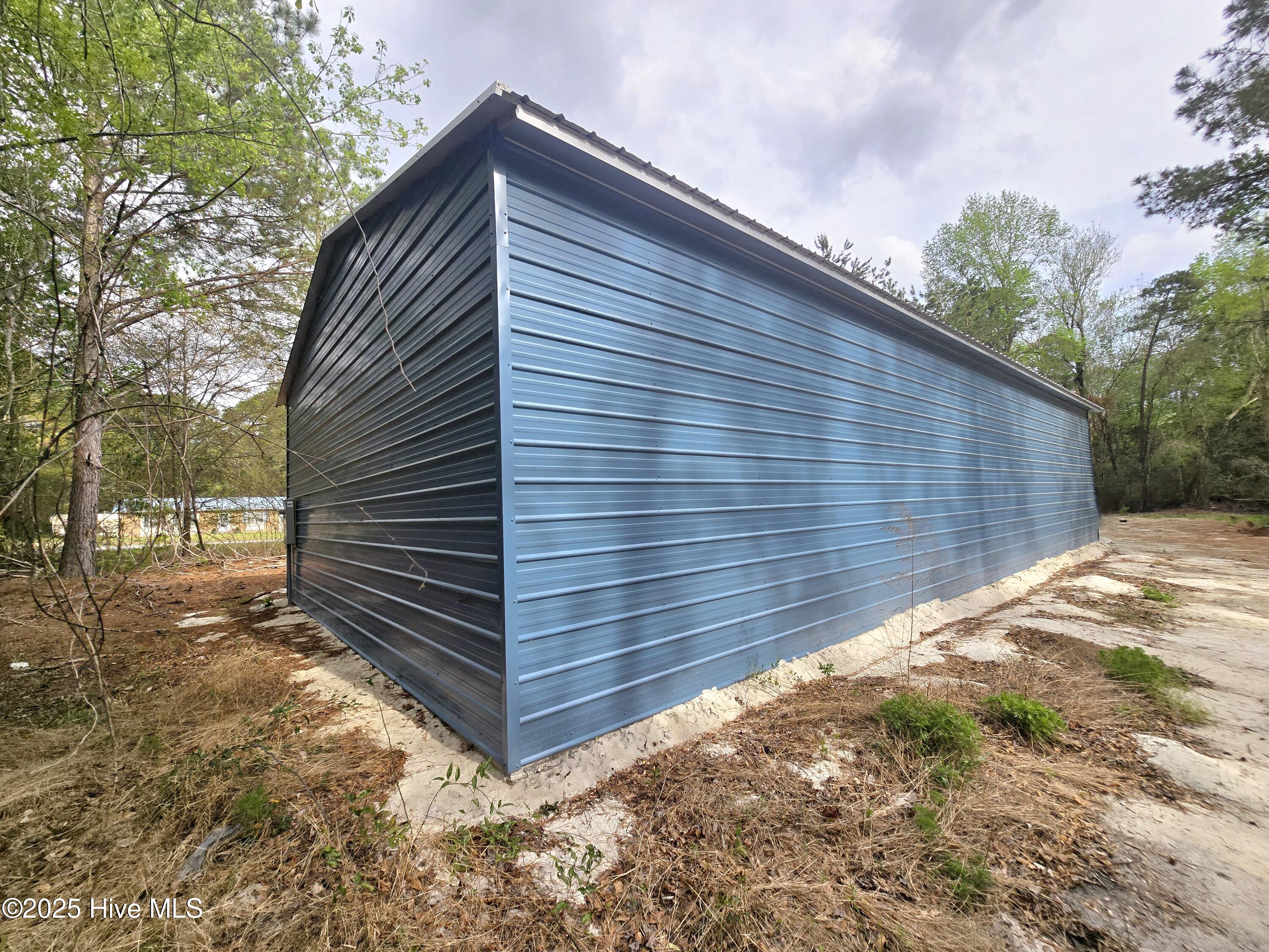 220 Dixon Road Property Photo 7
