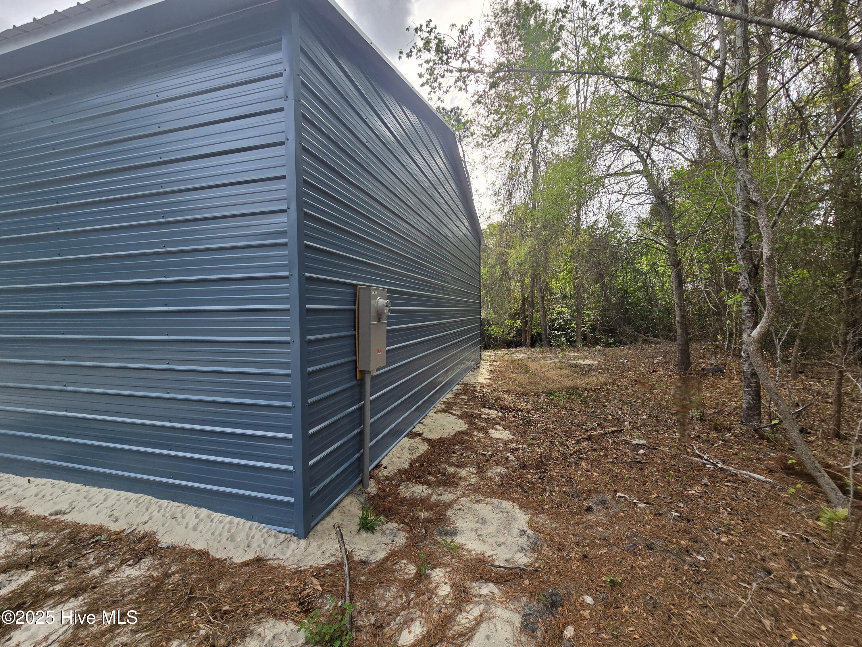 220 Dixon Road Property Photo 8