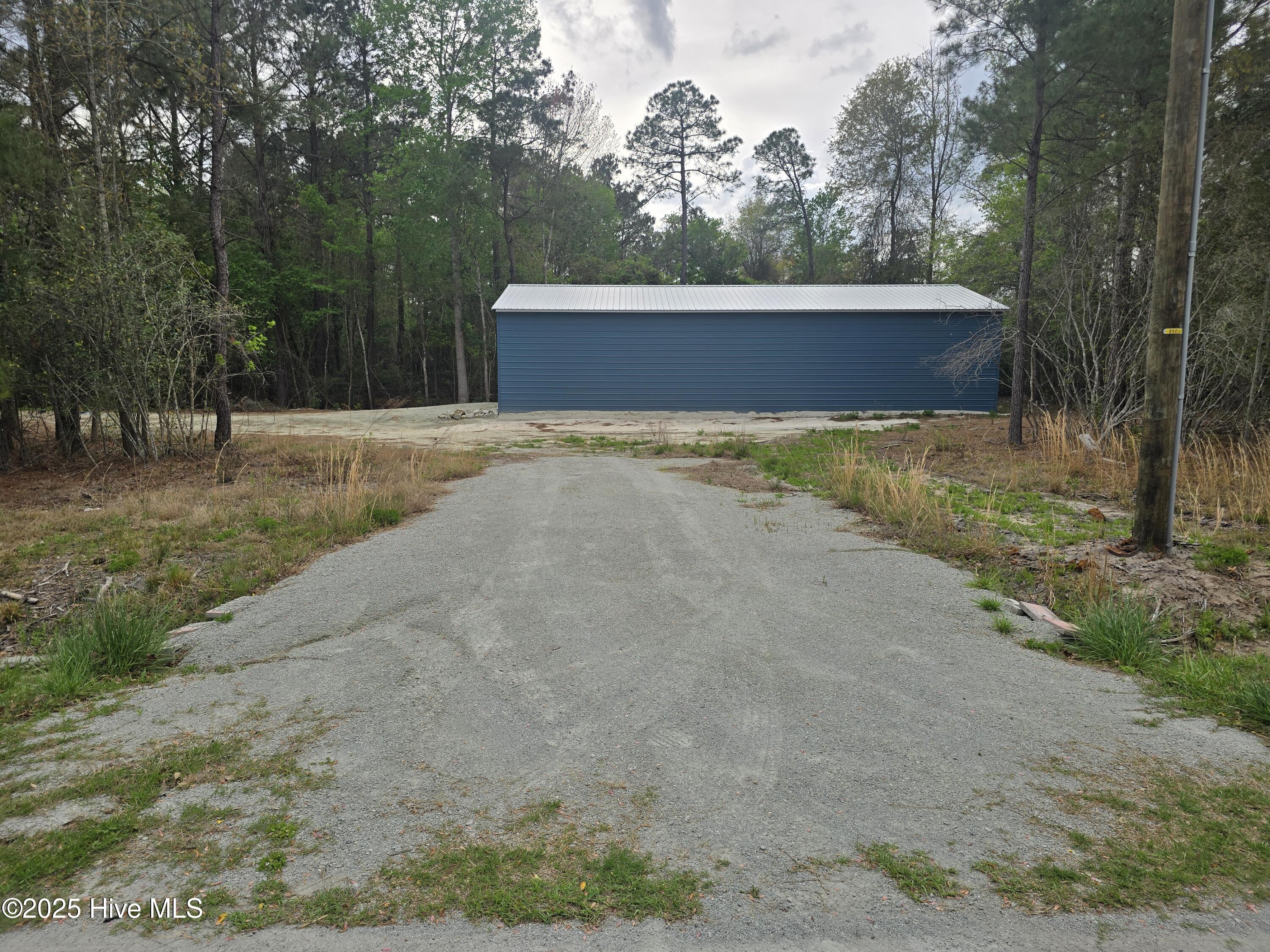 220 Dixon Road Property Photo 9