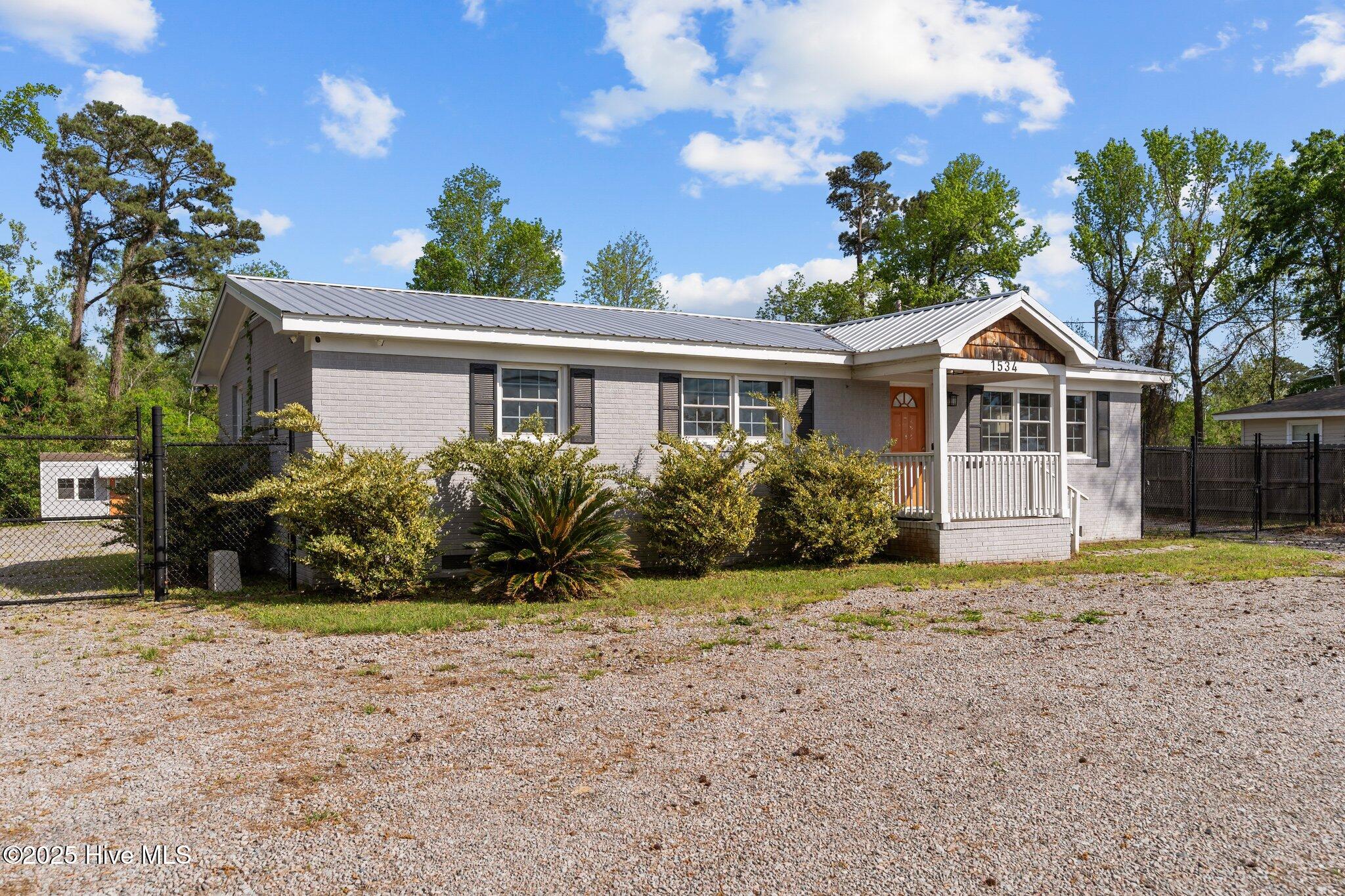 1534 N Kerr Avenue Property Photo 5