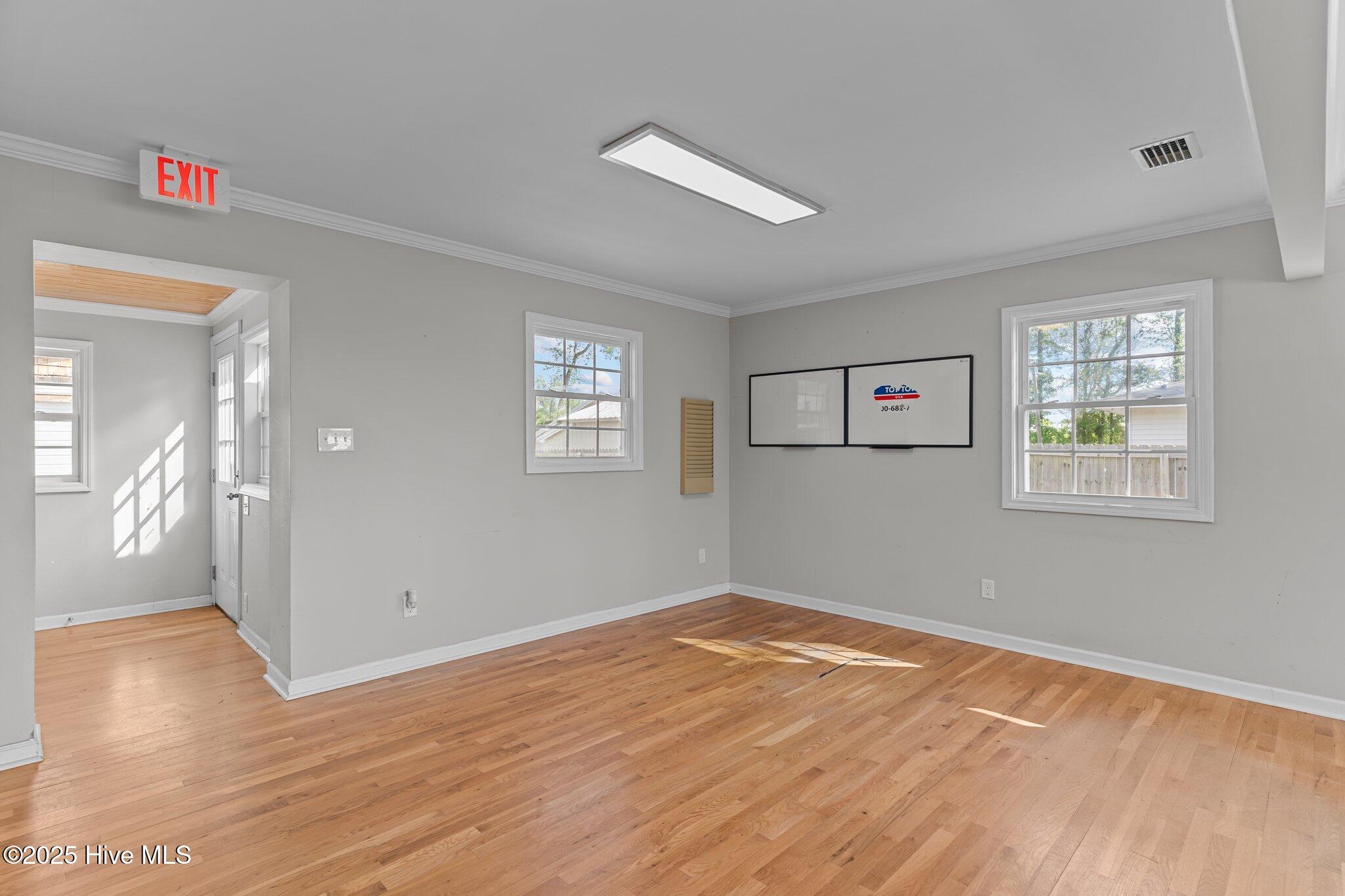 1534 N Kerr Avenue Property Photo 14