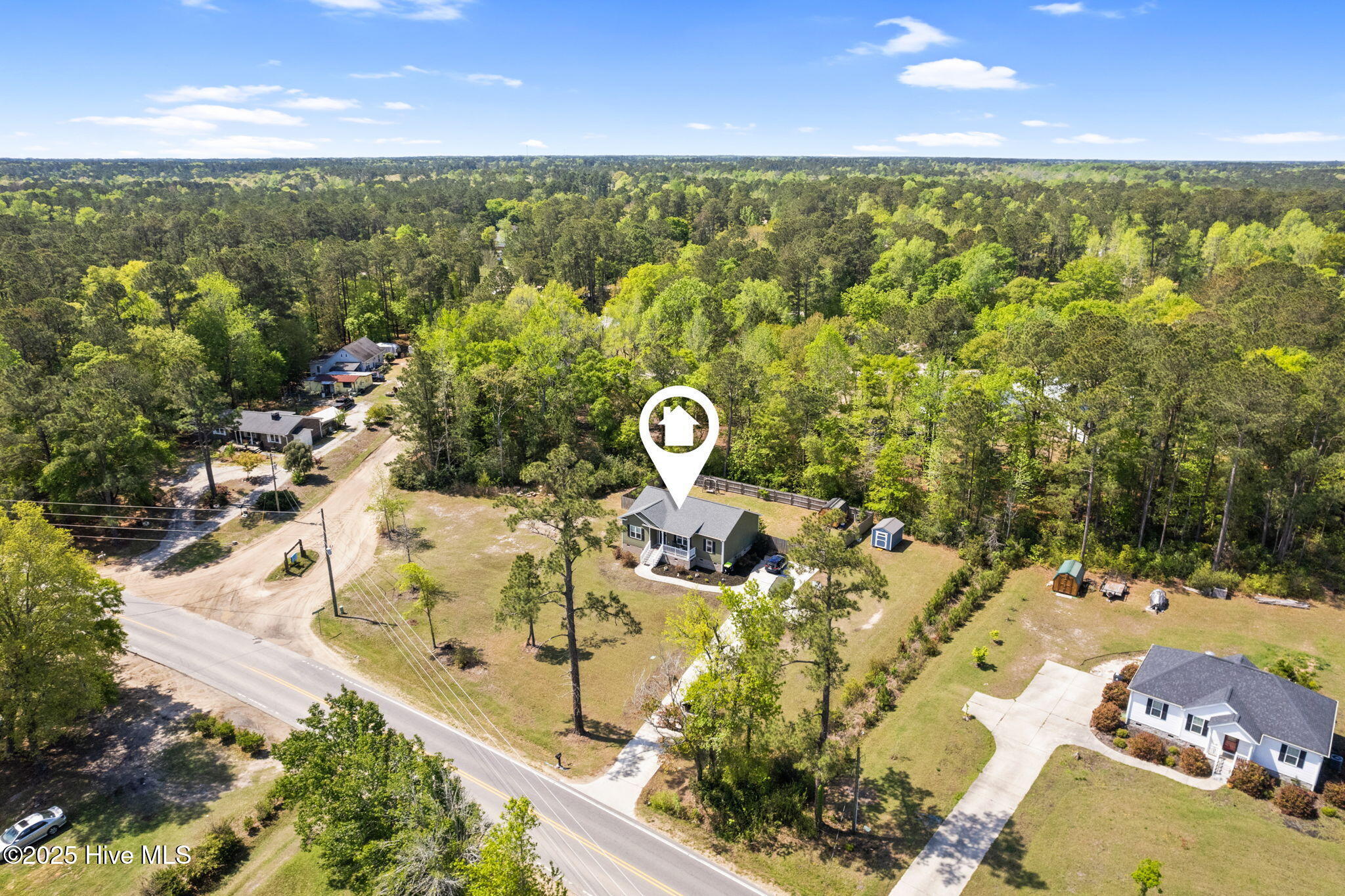 1193 Stone Chimney Road Property Photo 3