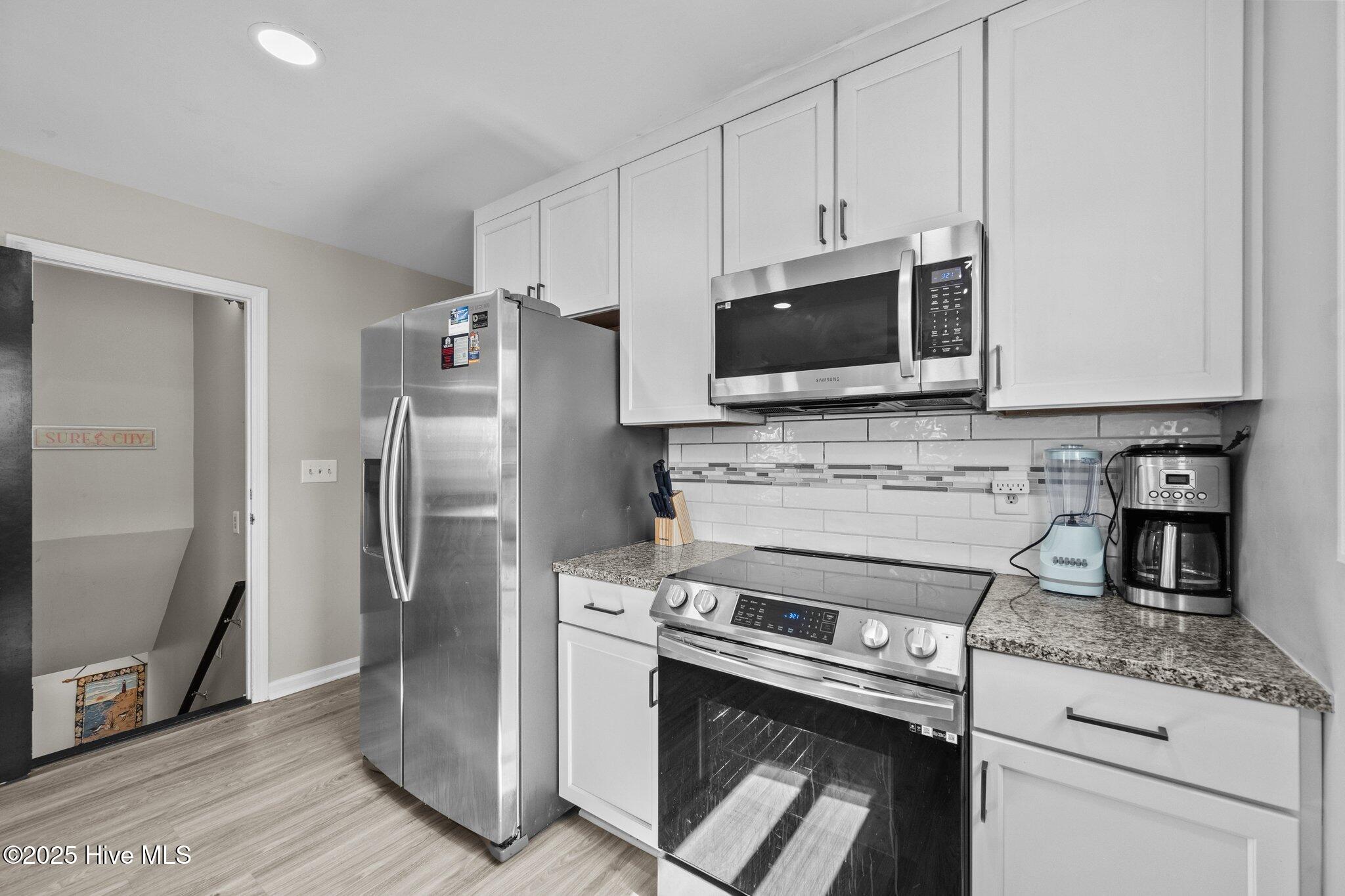 1507 Easy Street Property Photo 9