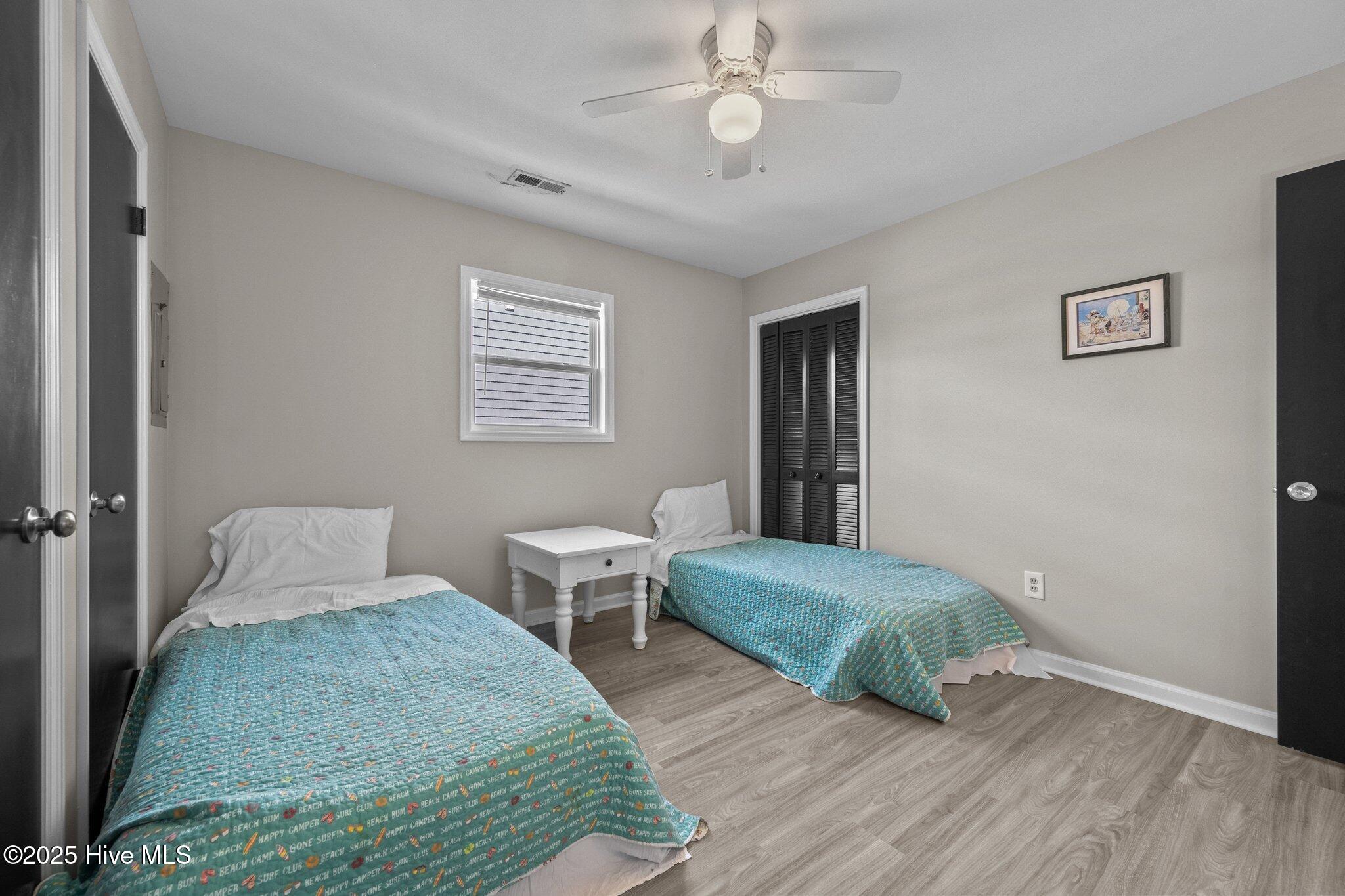 1507 Easy Street Property Photo 12