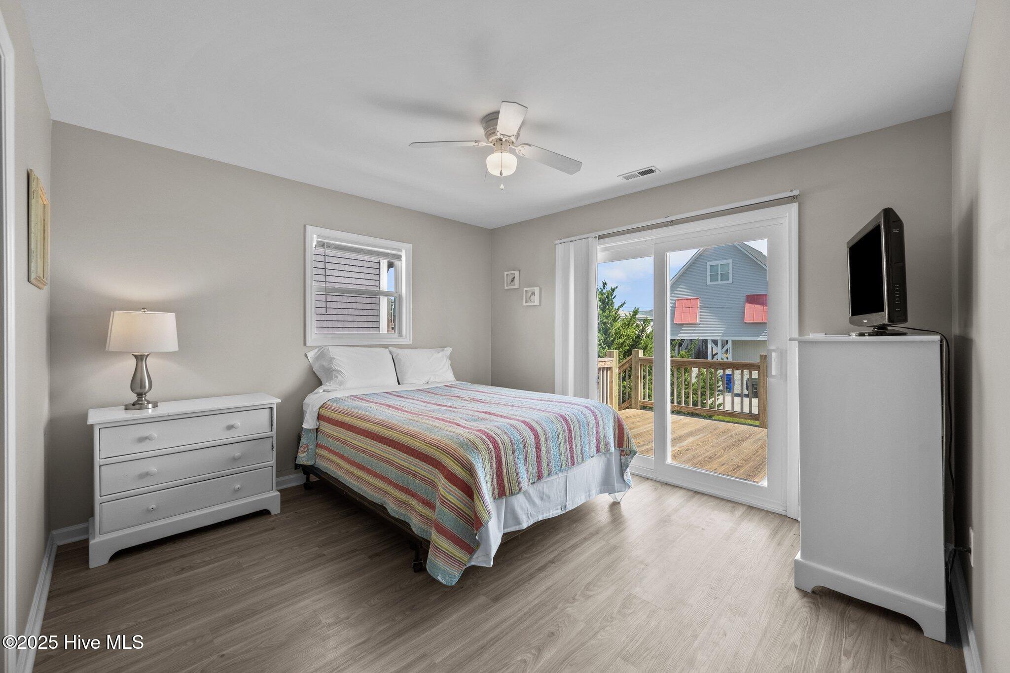 1507 Easy Street Property Photo 13