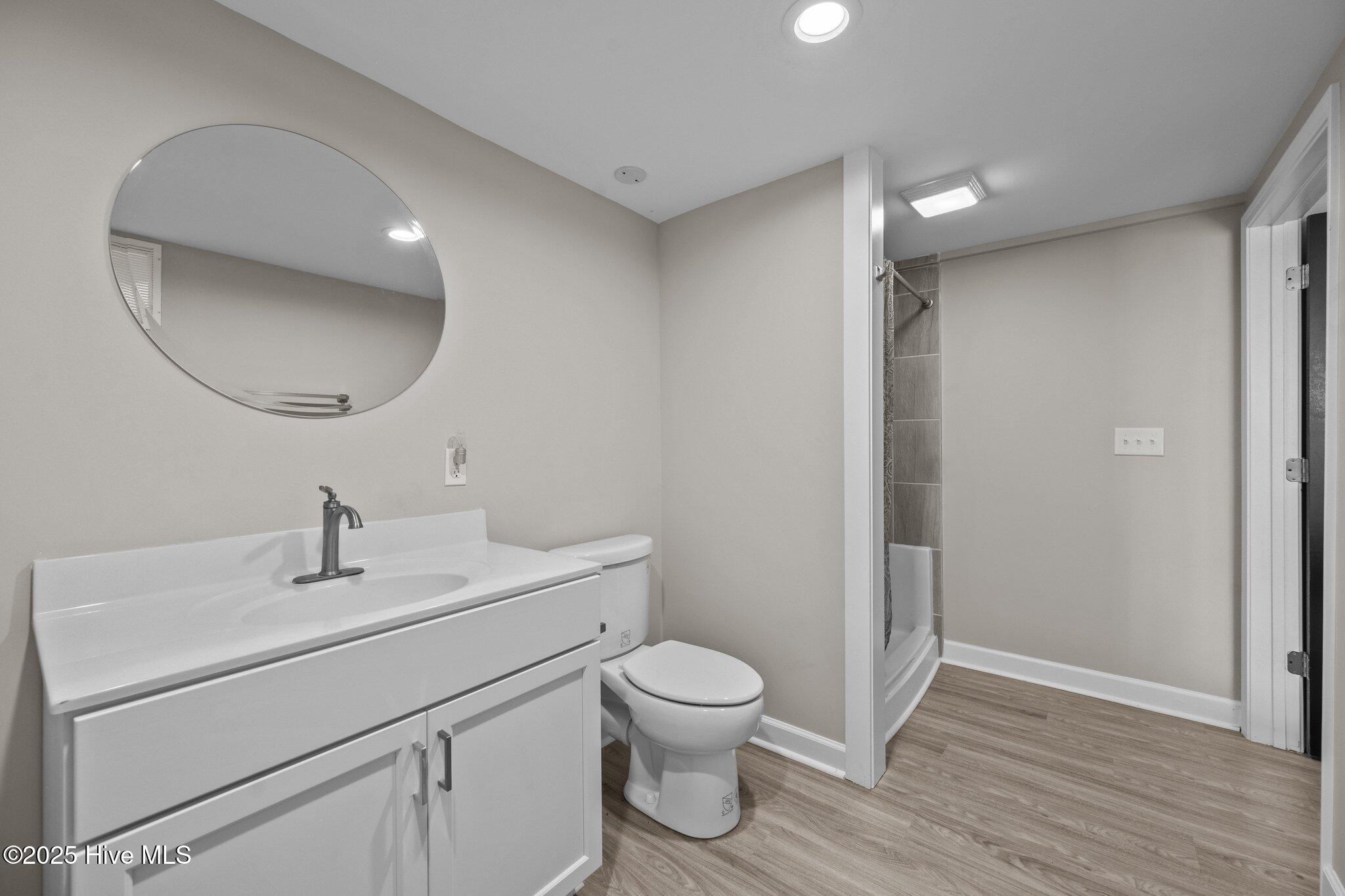 1507 Easy Street Property Photo 31