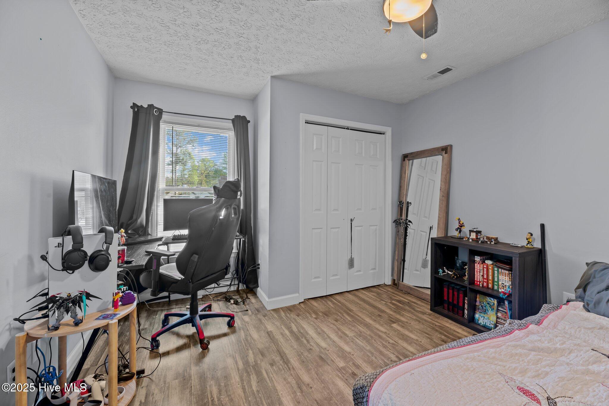 105 S Forest Drive Property Photo 21