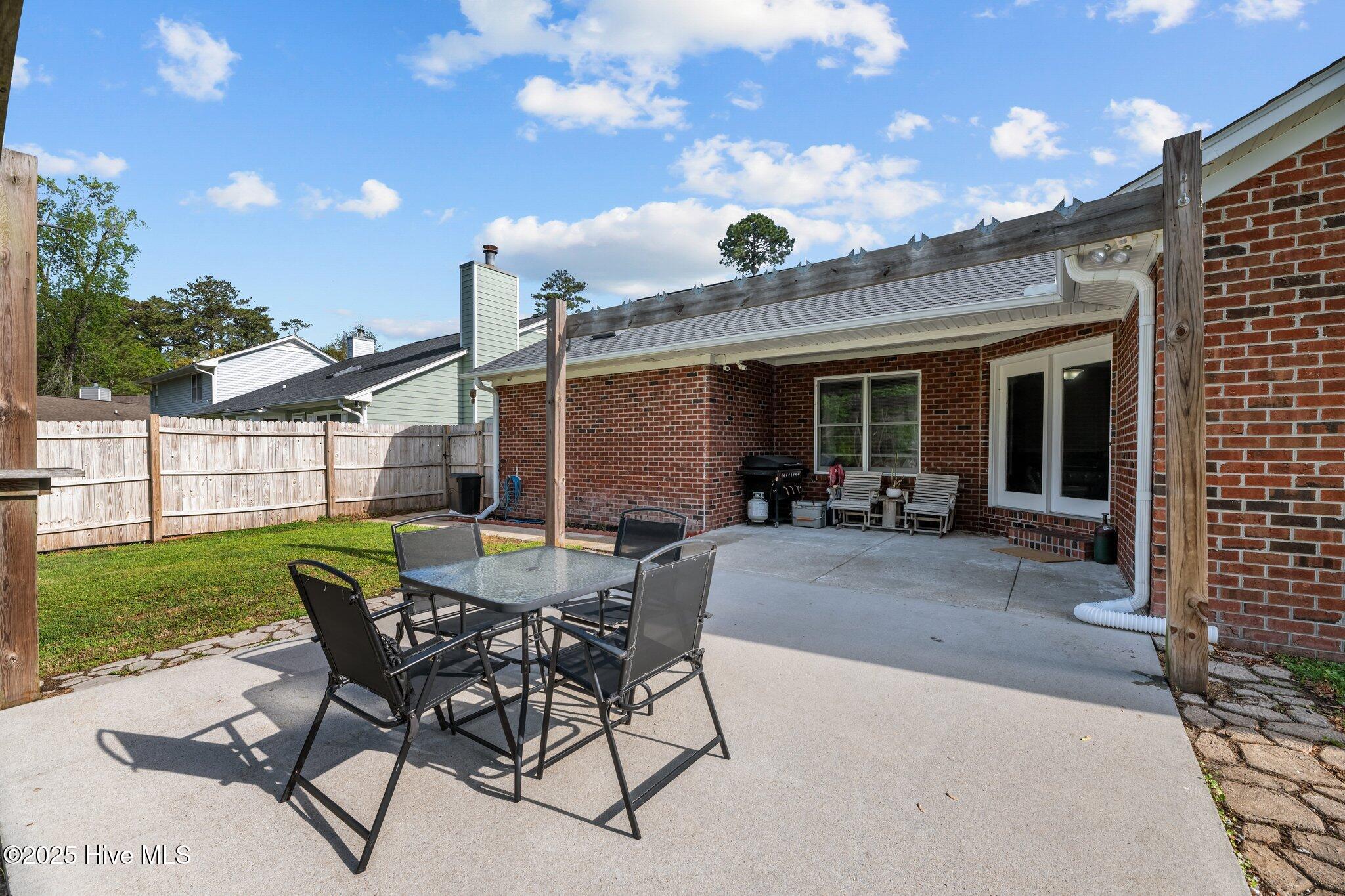 105 S Forest Drive Property Photo 48