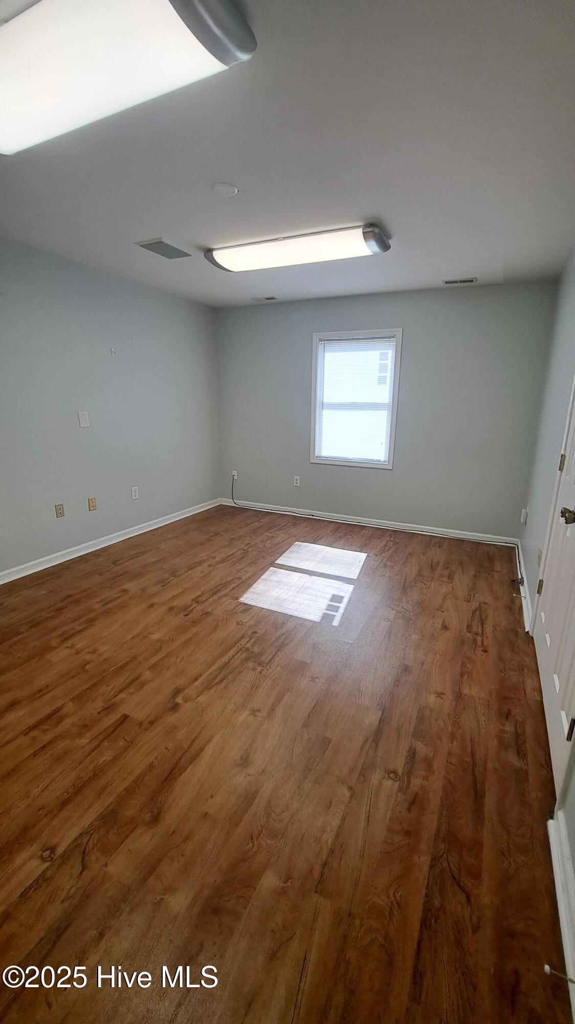 207 N 35th Street B Property Photo 6