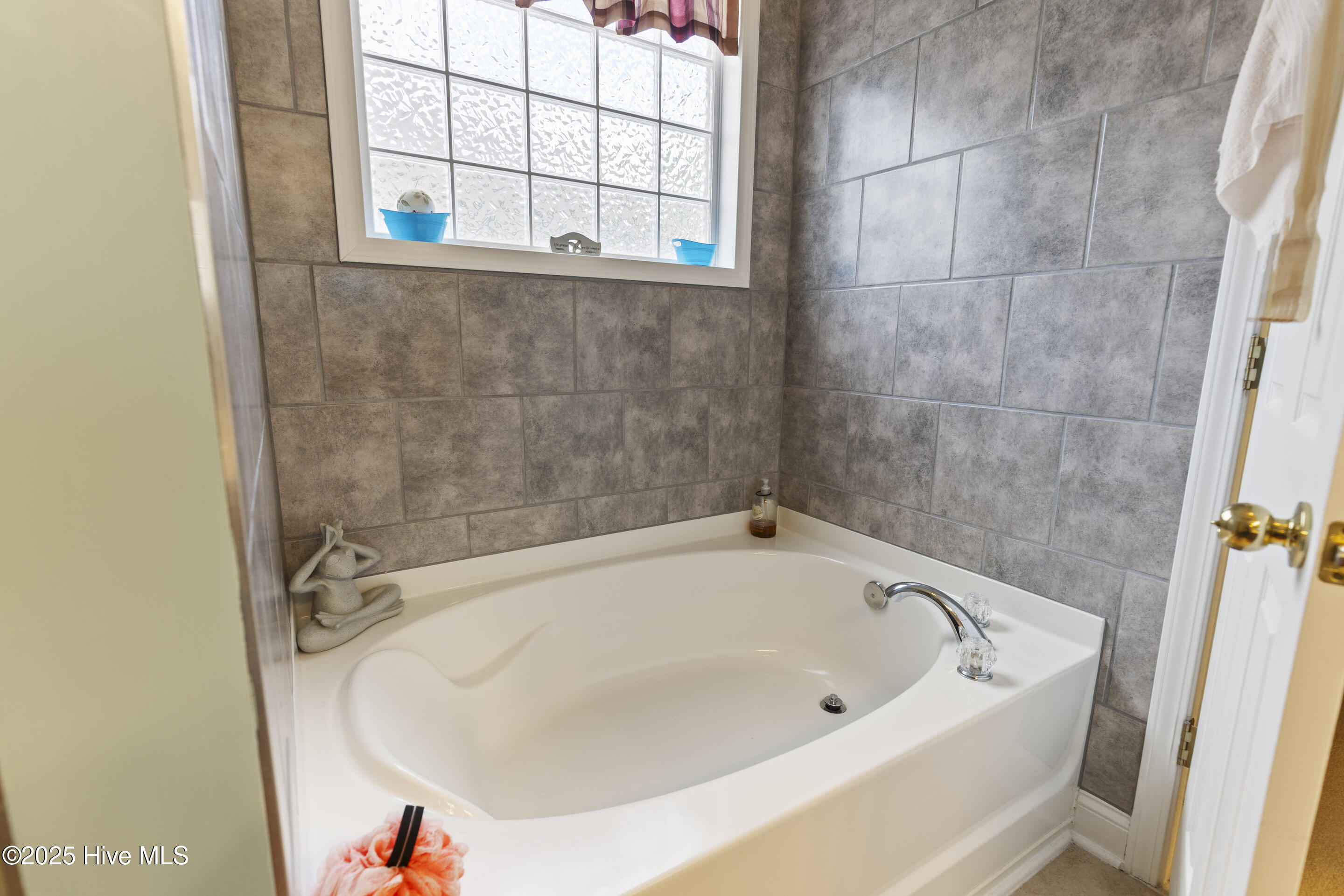 256 Downing Glen Place Property Photo 26