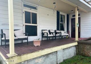 187 W Washington Street Property Photo 4