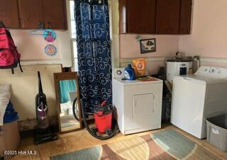 187 W Washington Street Property Photo 6