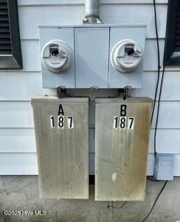187 W Washington Street Property Photo 19