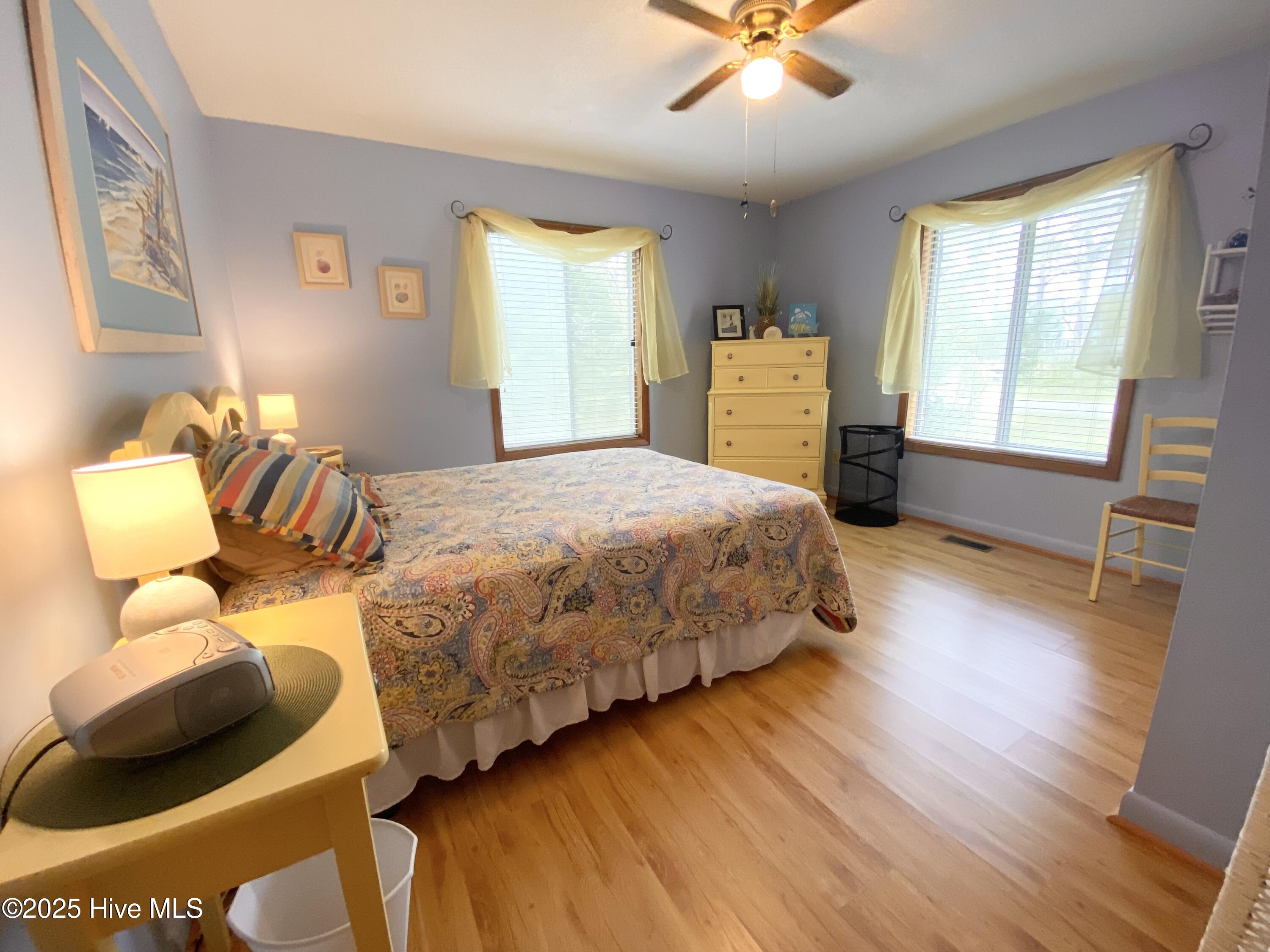 201 Ne 48th Street Property Photo 14