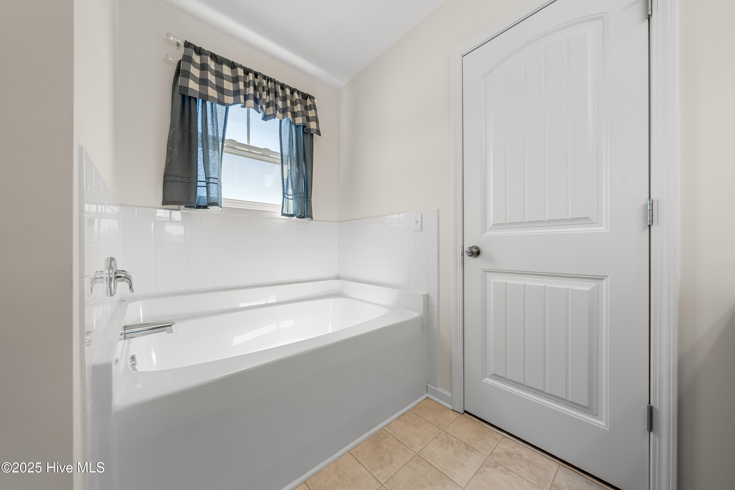 9421 Cassadine Court Property Photo 19