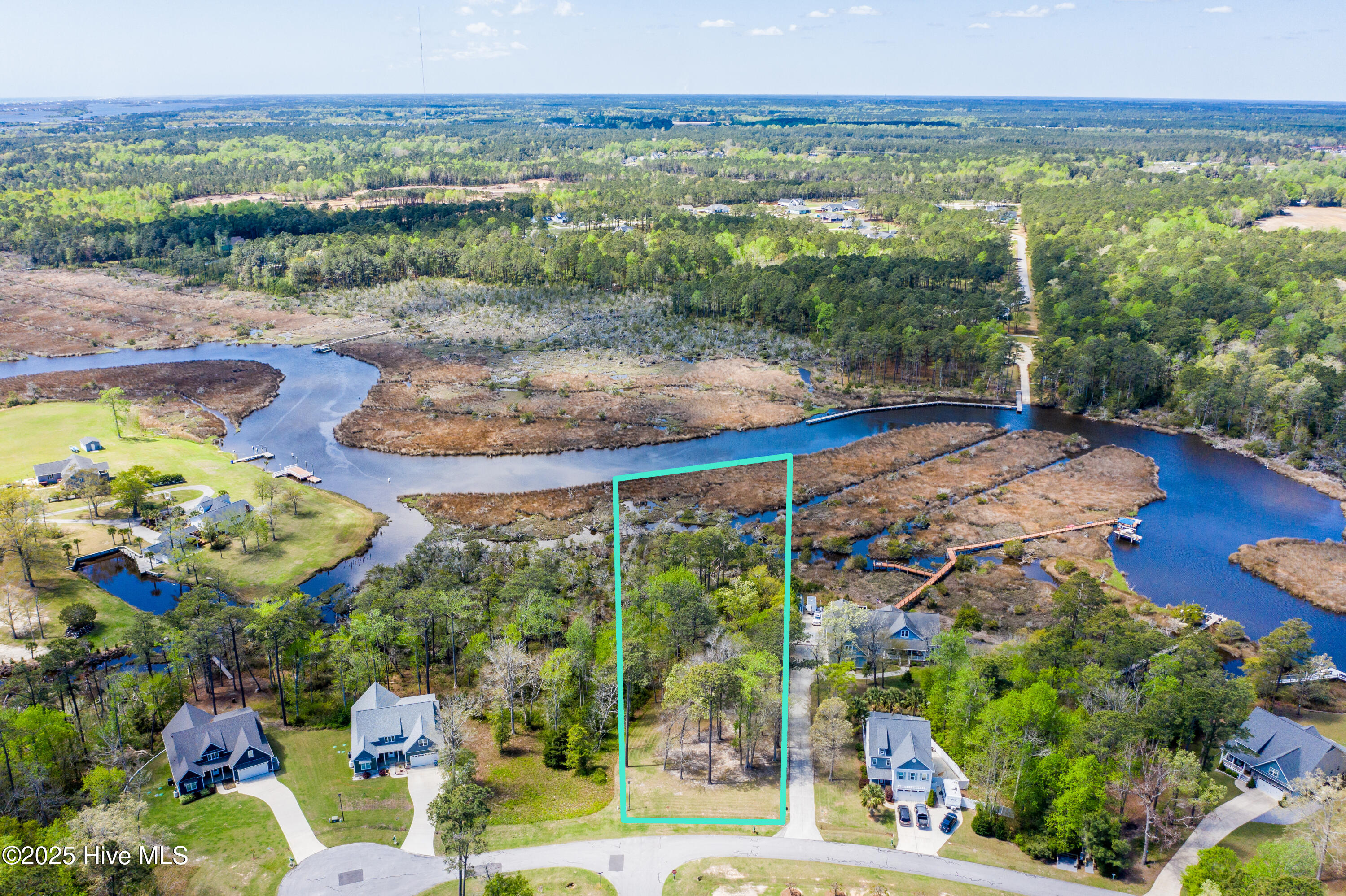 209 Creek View Circle Property Photo