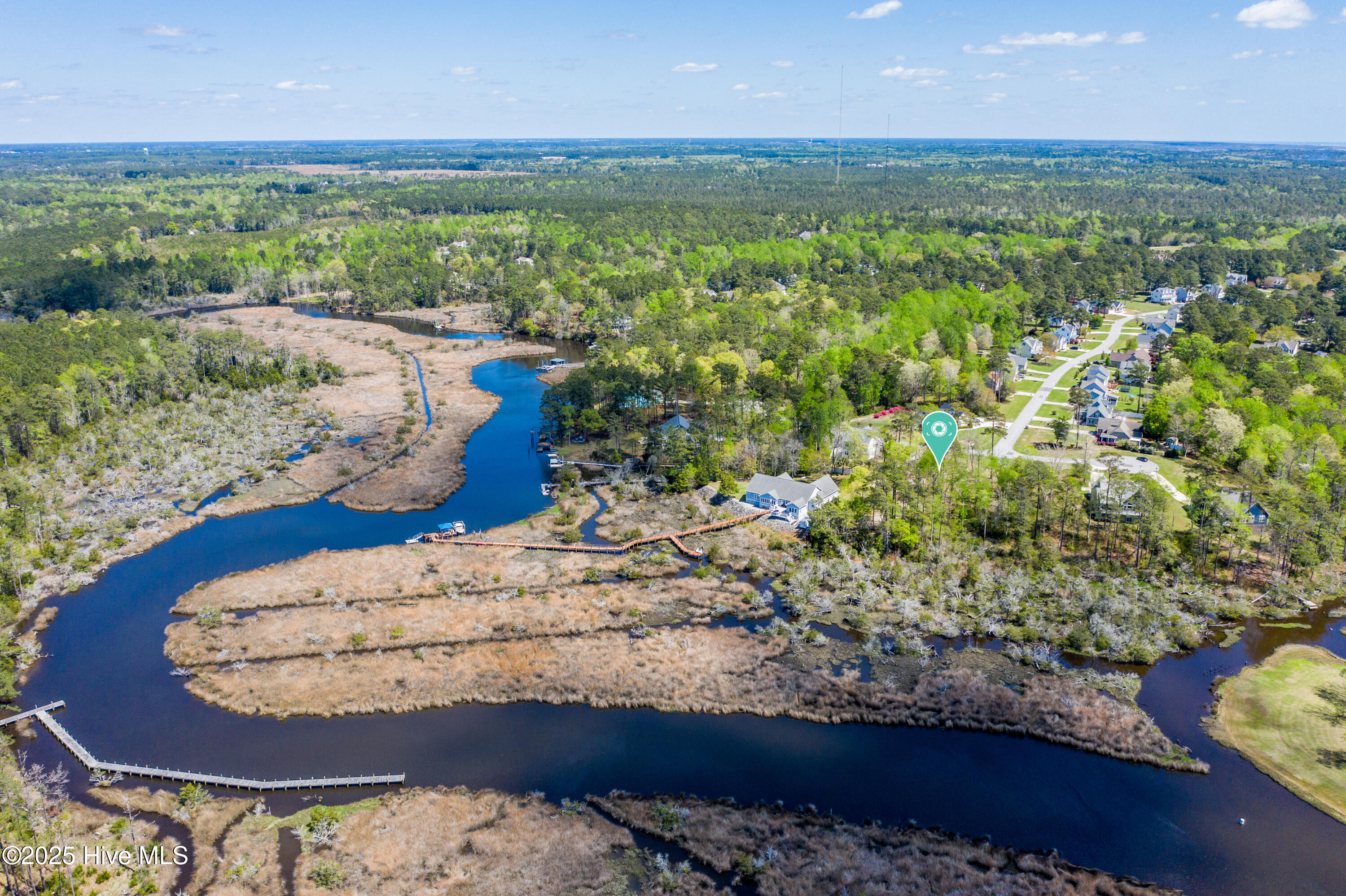 209 Creek View Circle Property Photo 8