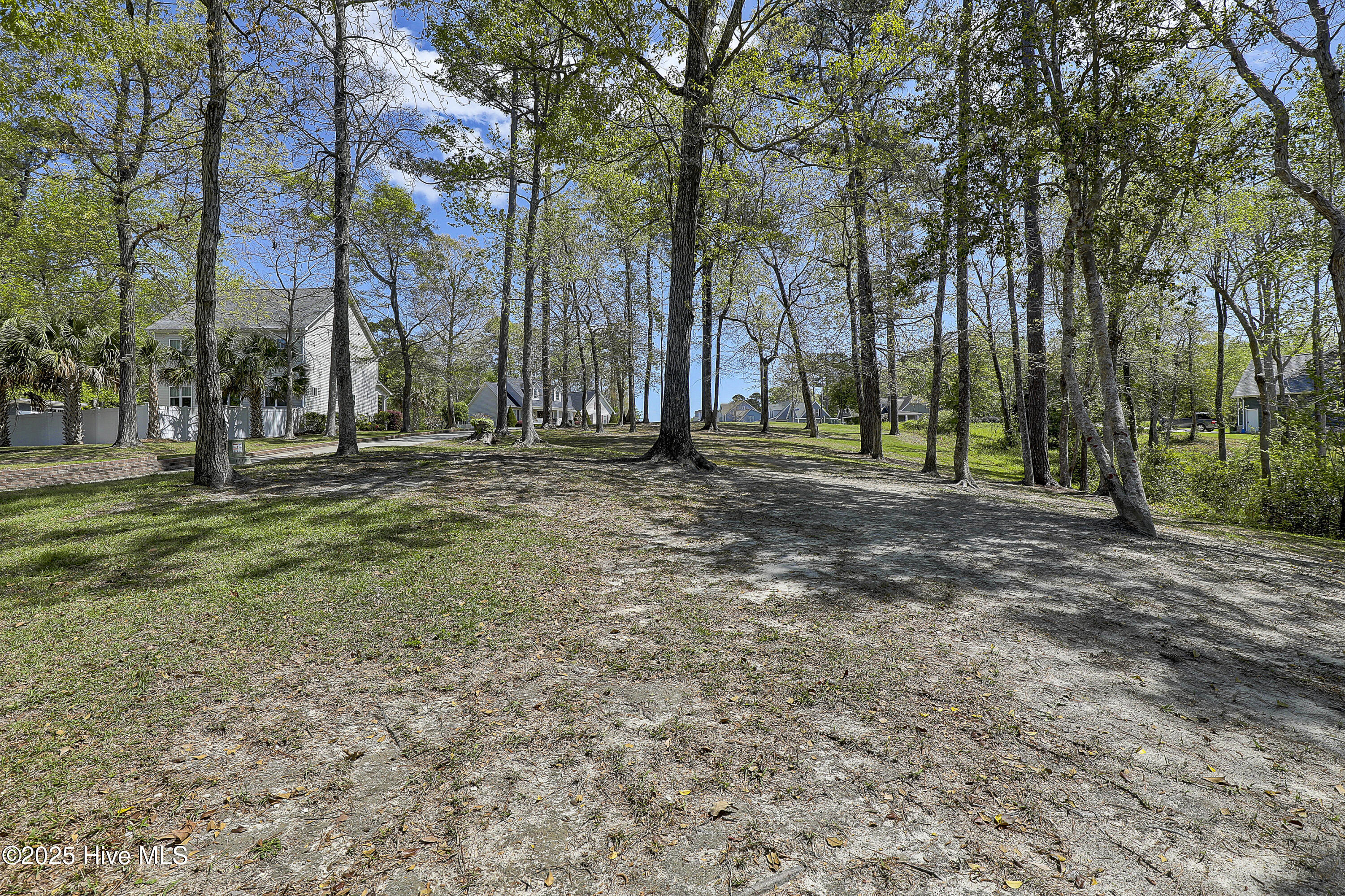 209 Creek View Circle Property Photo 12
